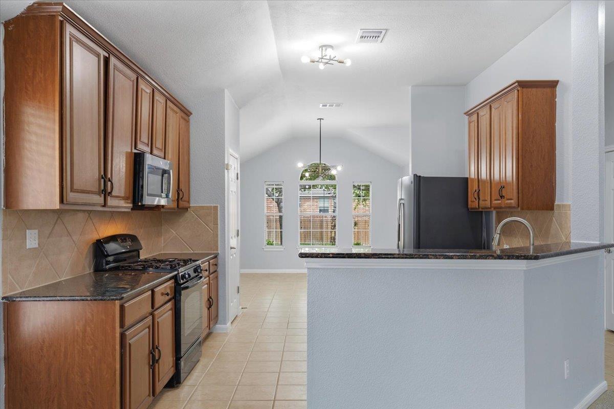 17812 Masi Loop Property Photo 10