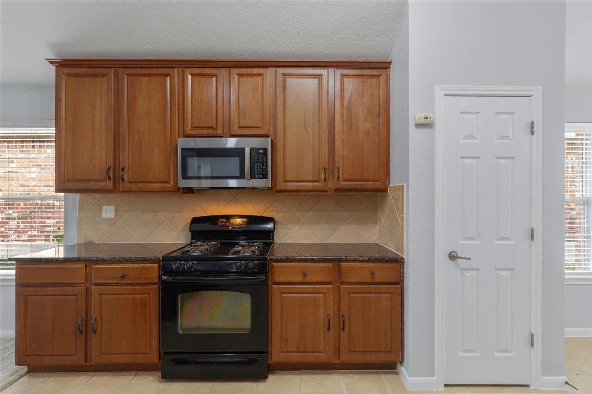 17812 Masi Loop Property Photo 11