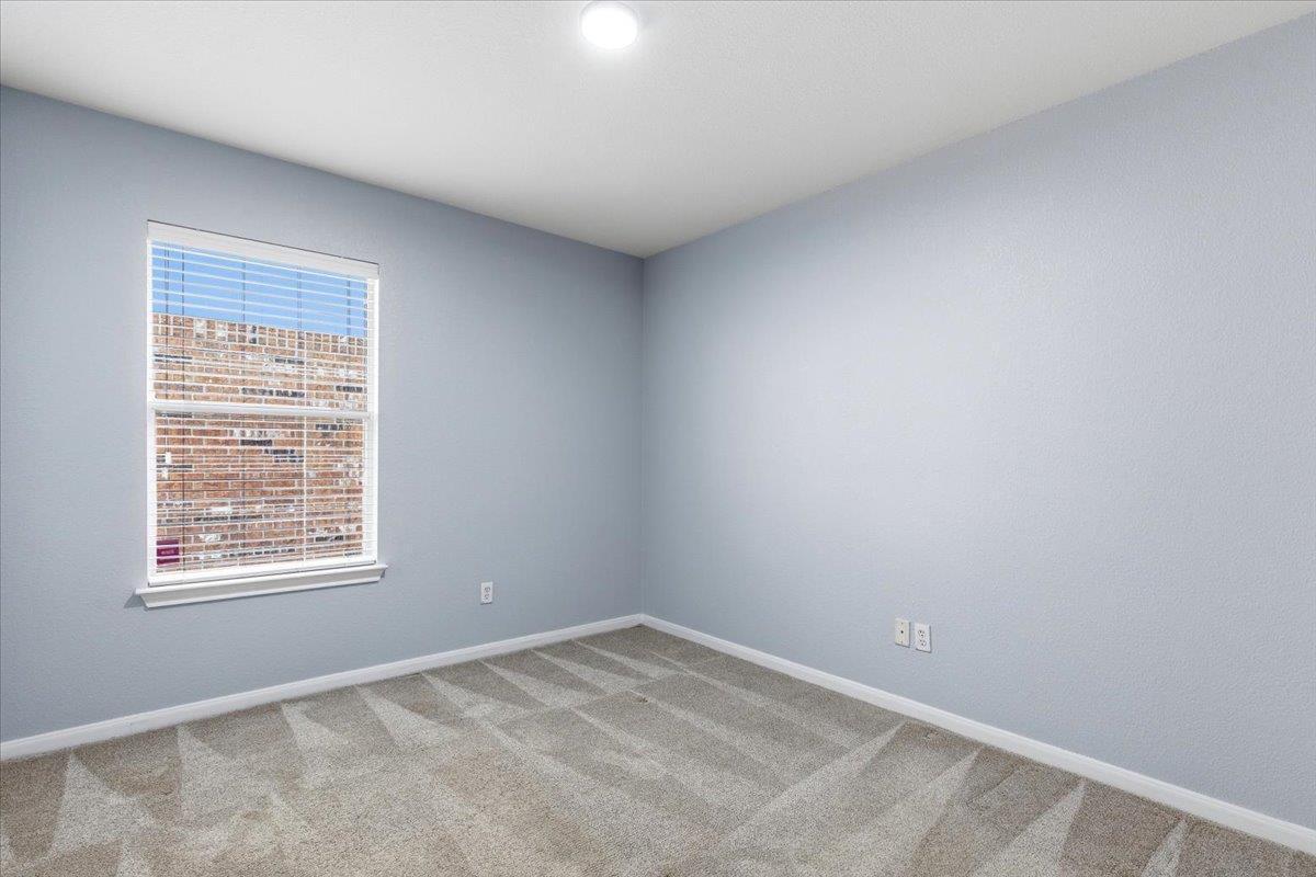 17812 Masi Loop Property Photo 26