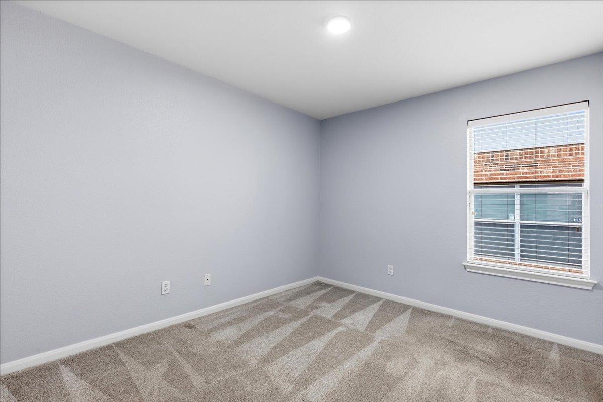 17812 Masi Loop Property Photo 30