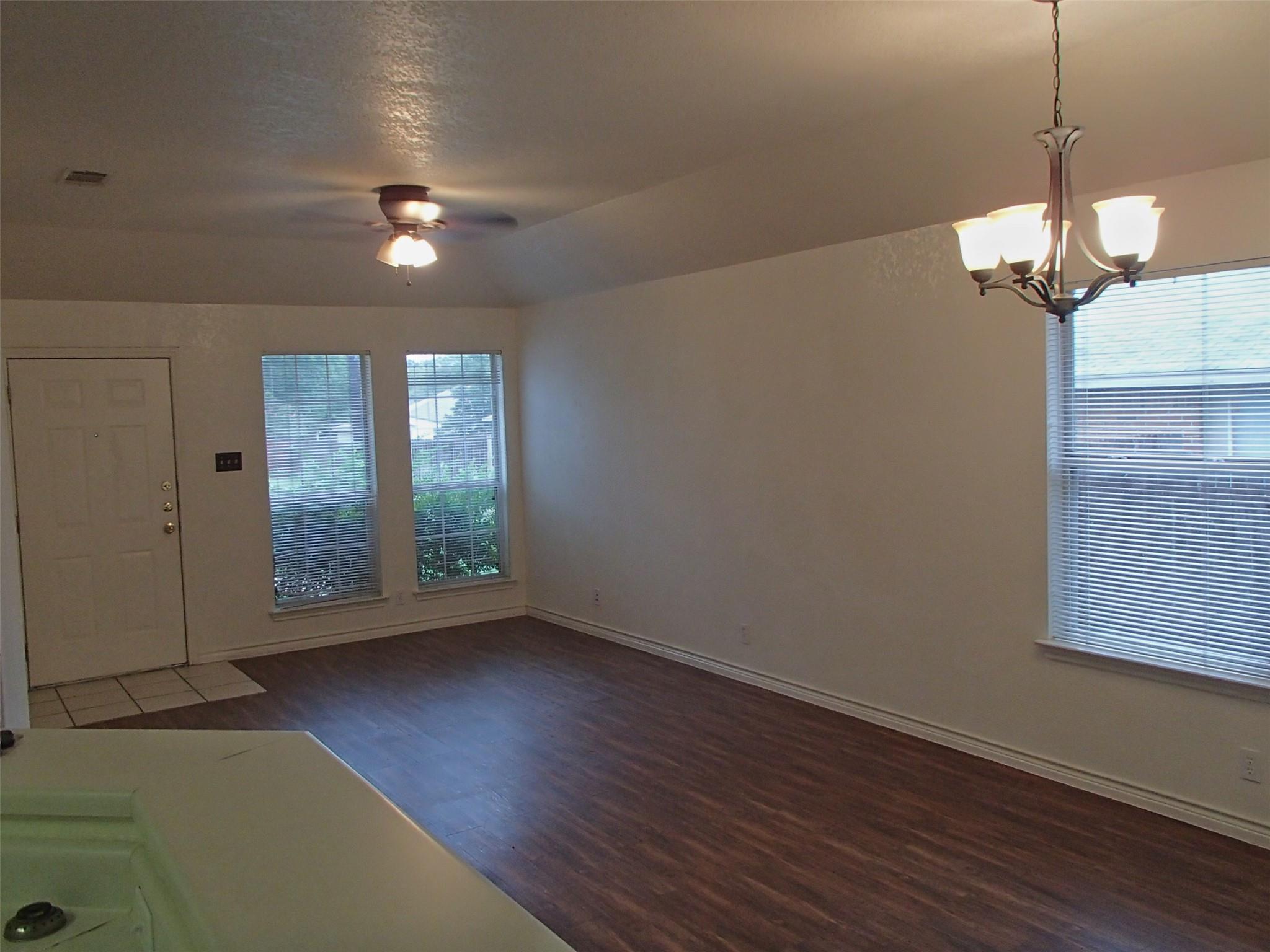 304 Tamara Dr #a Property Photo 10