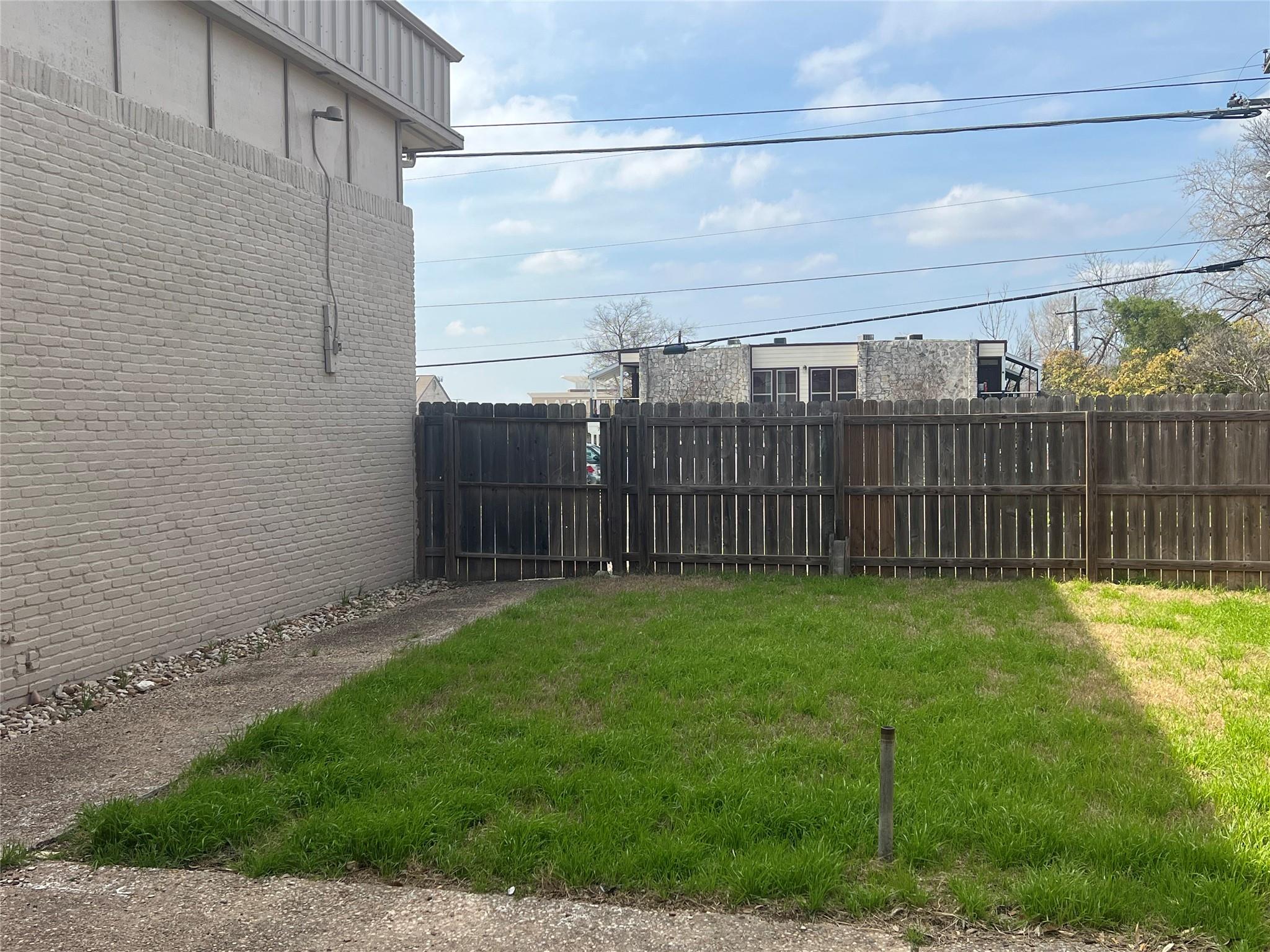 1820 Wooten Park Dr #104 Property Photo 17