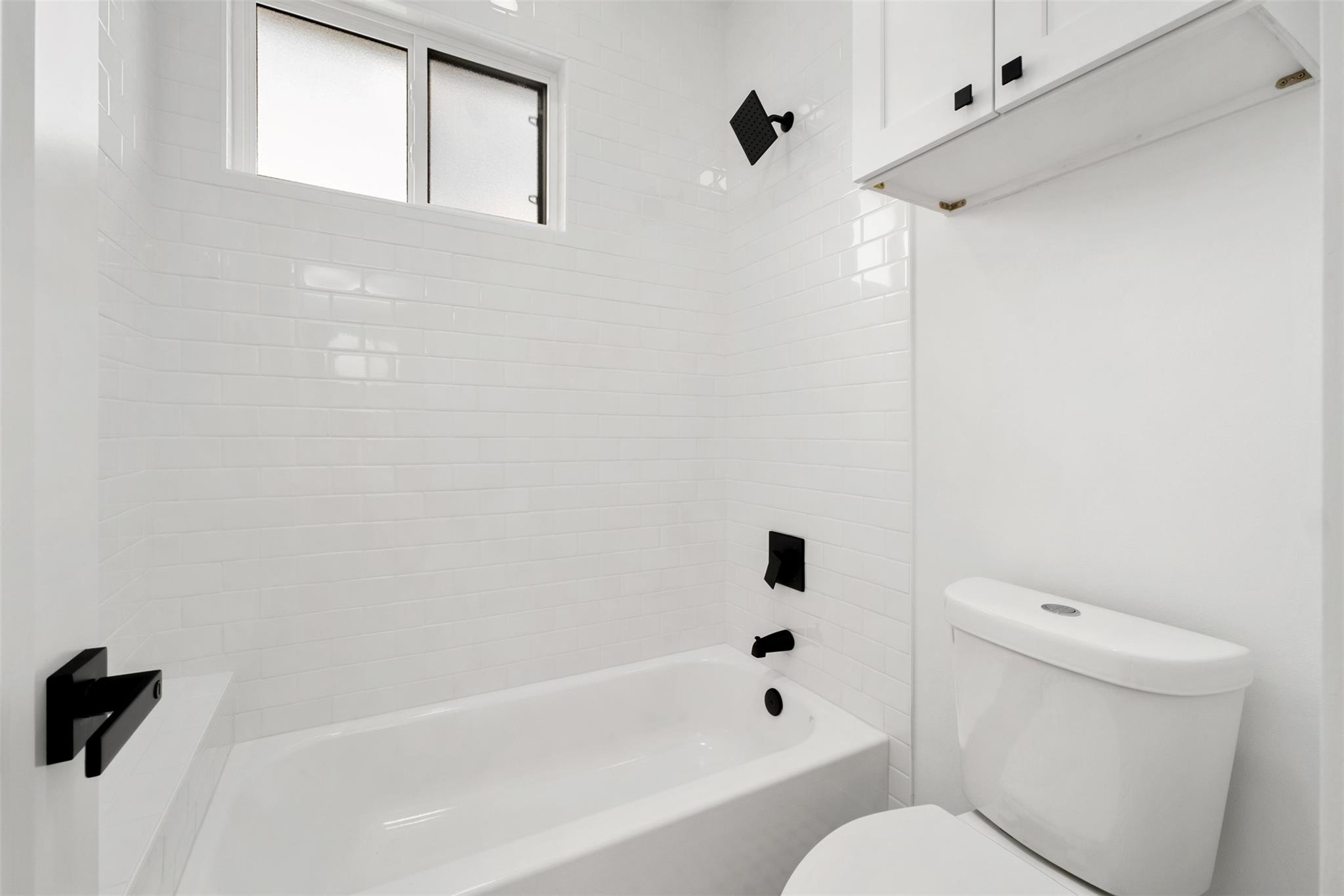1500 Sylvan Glade None #2a Property Photo 11