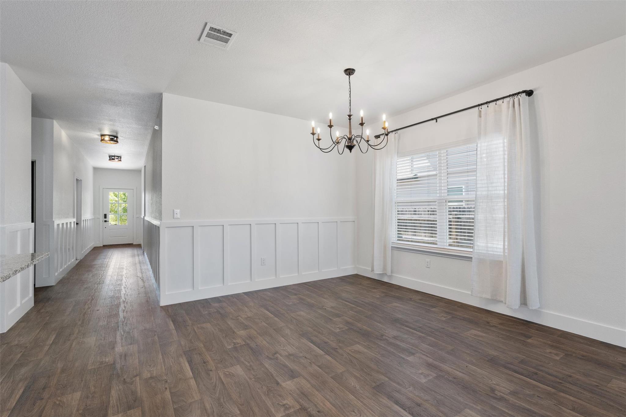 105 Old Glory Trl Property Photo 5