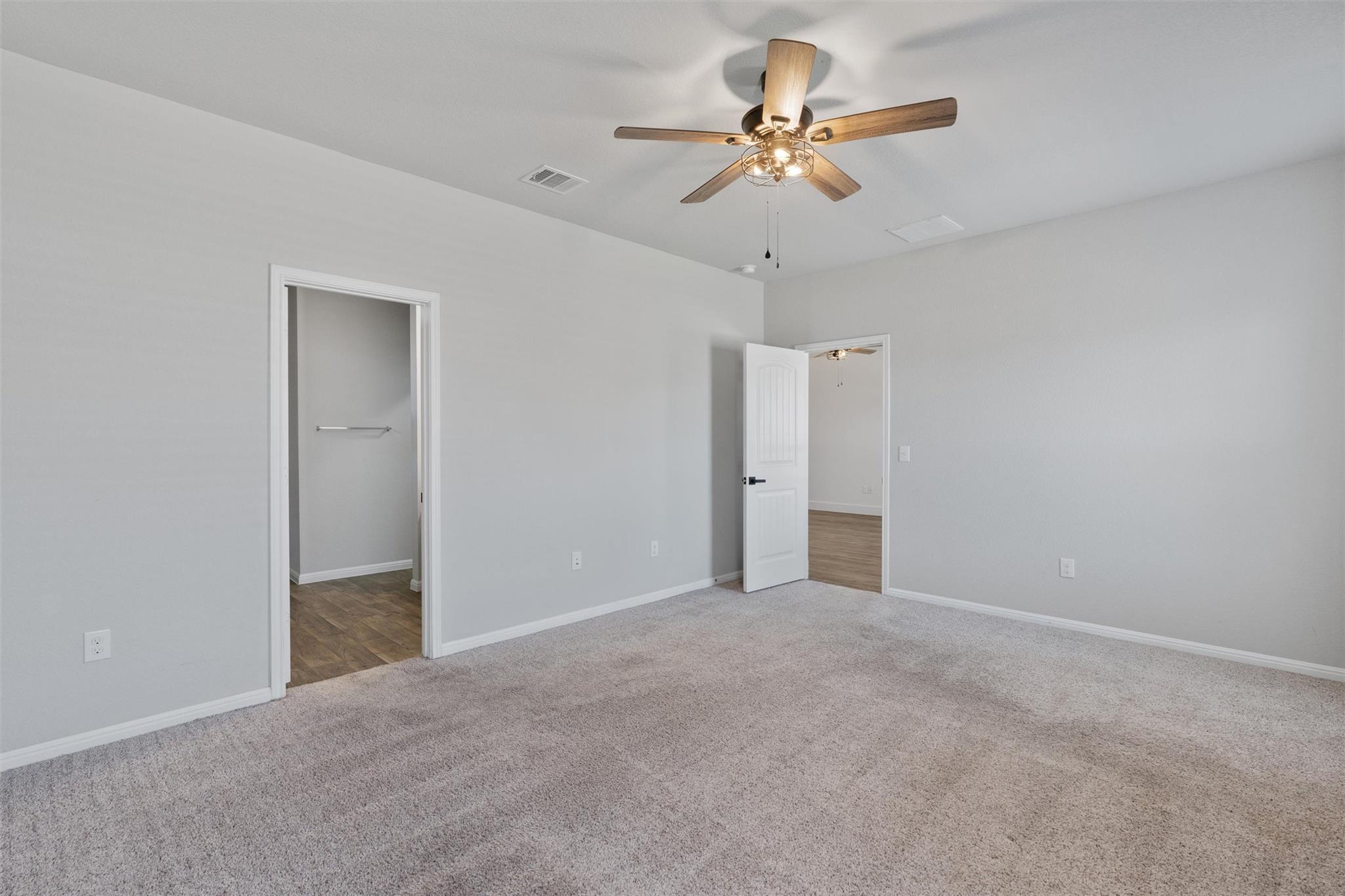 105 Old Glory Trl Property Photo 13