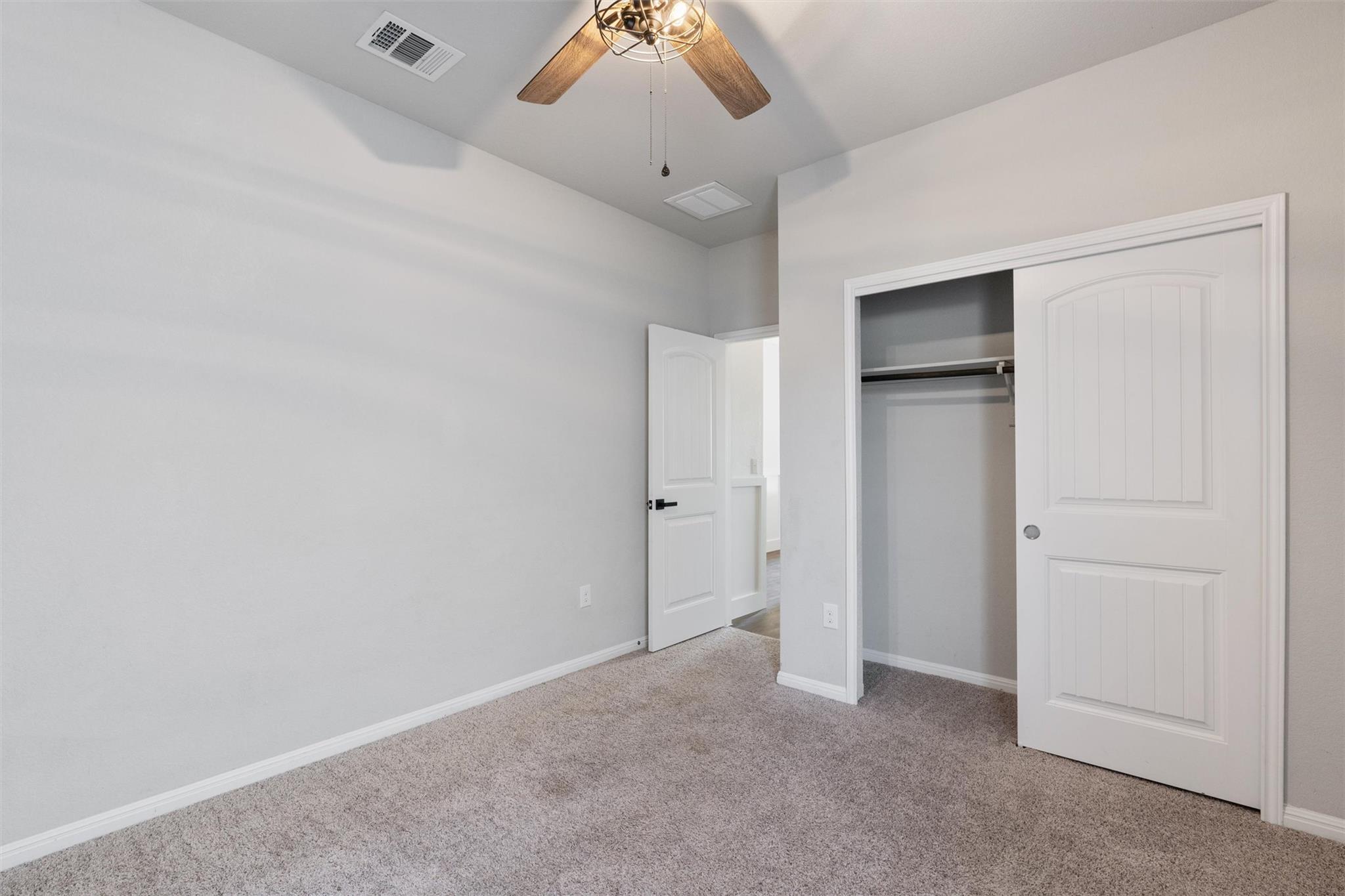 105 Old Glory Trl Property Photo 23