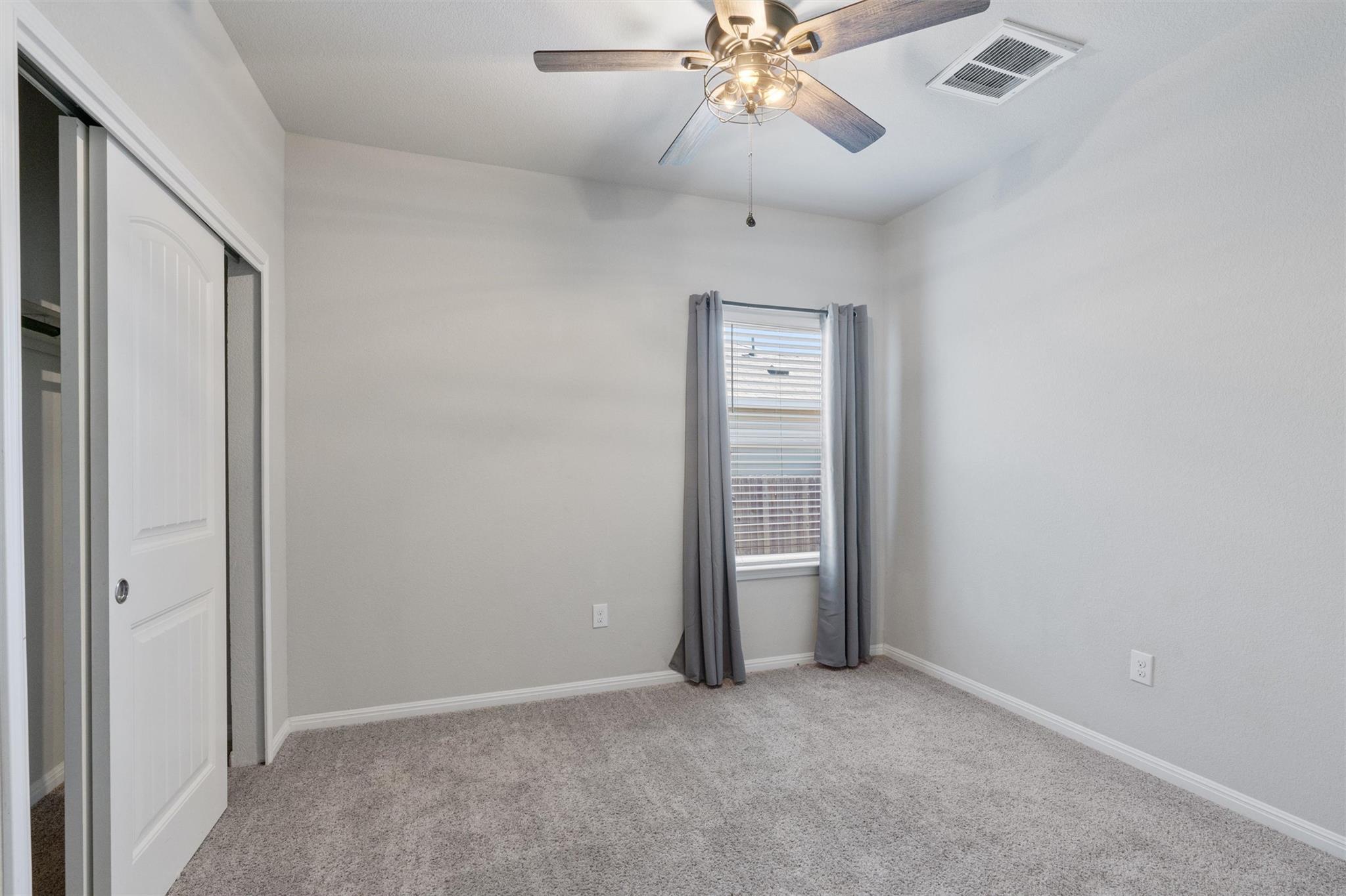 105 Old Glory Trl Property Photo 24