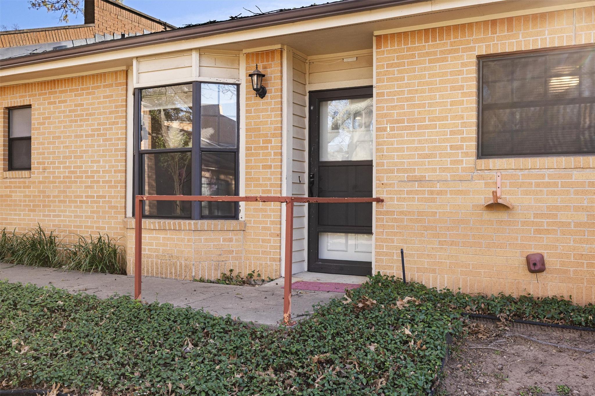 2301 Lawnmont Ave #apt 1 Property Photo 13