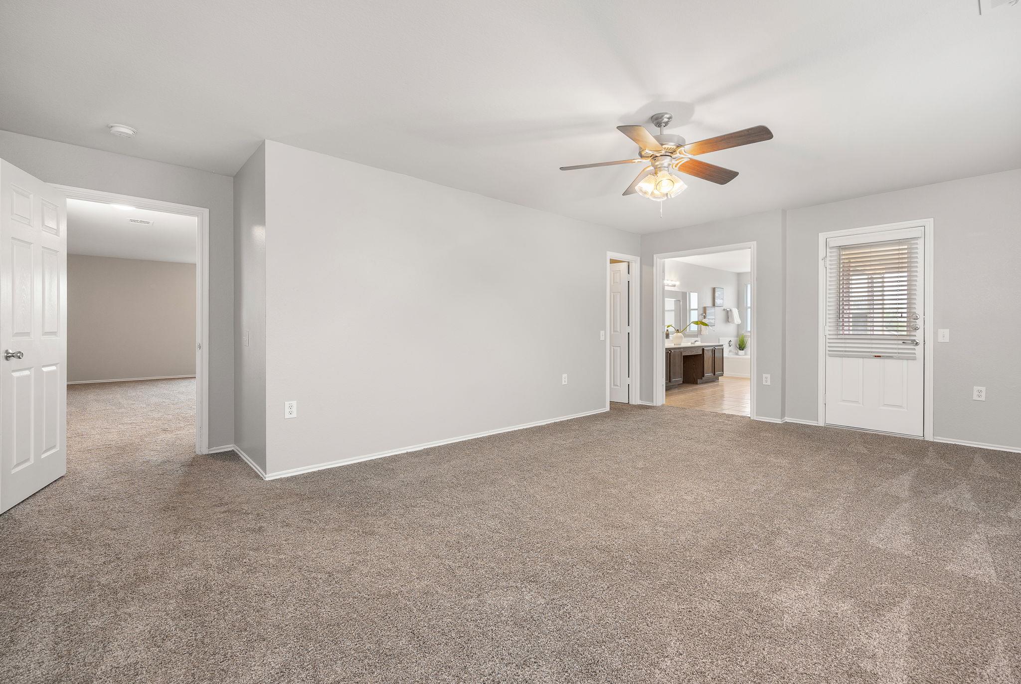 9028 Sun Shower Bnd Property Photo 16