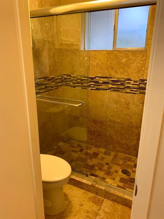 704 Chestnut Xing Property Photo 8