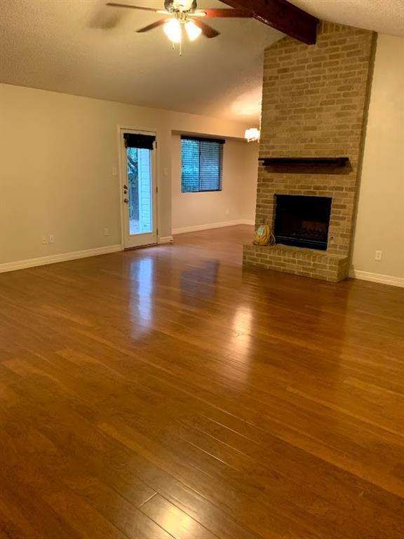 704 Chestnut Xing Property Photo 10