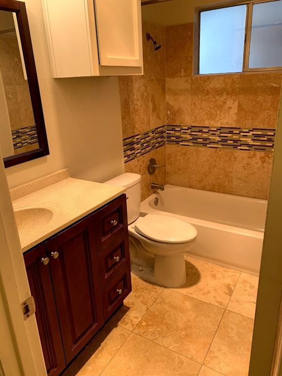 704 Chestnut Xing Property Photo 20
