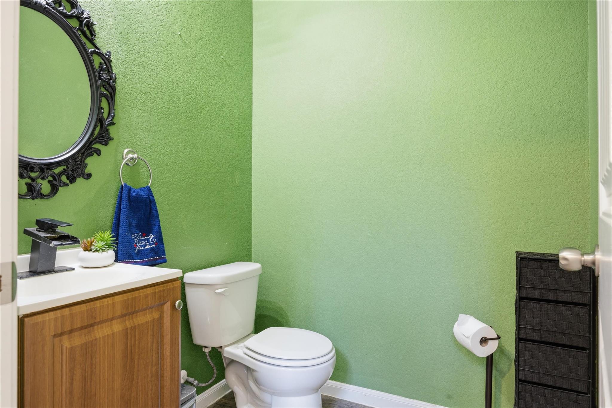 12109 Waterford Run Way Property Photo 9