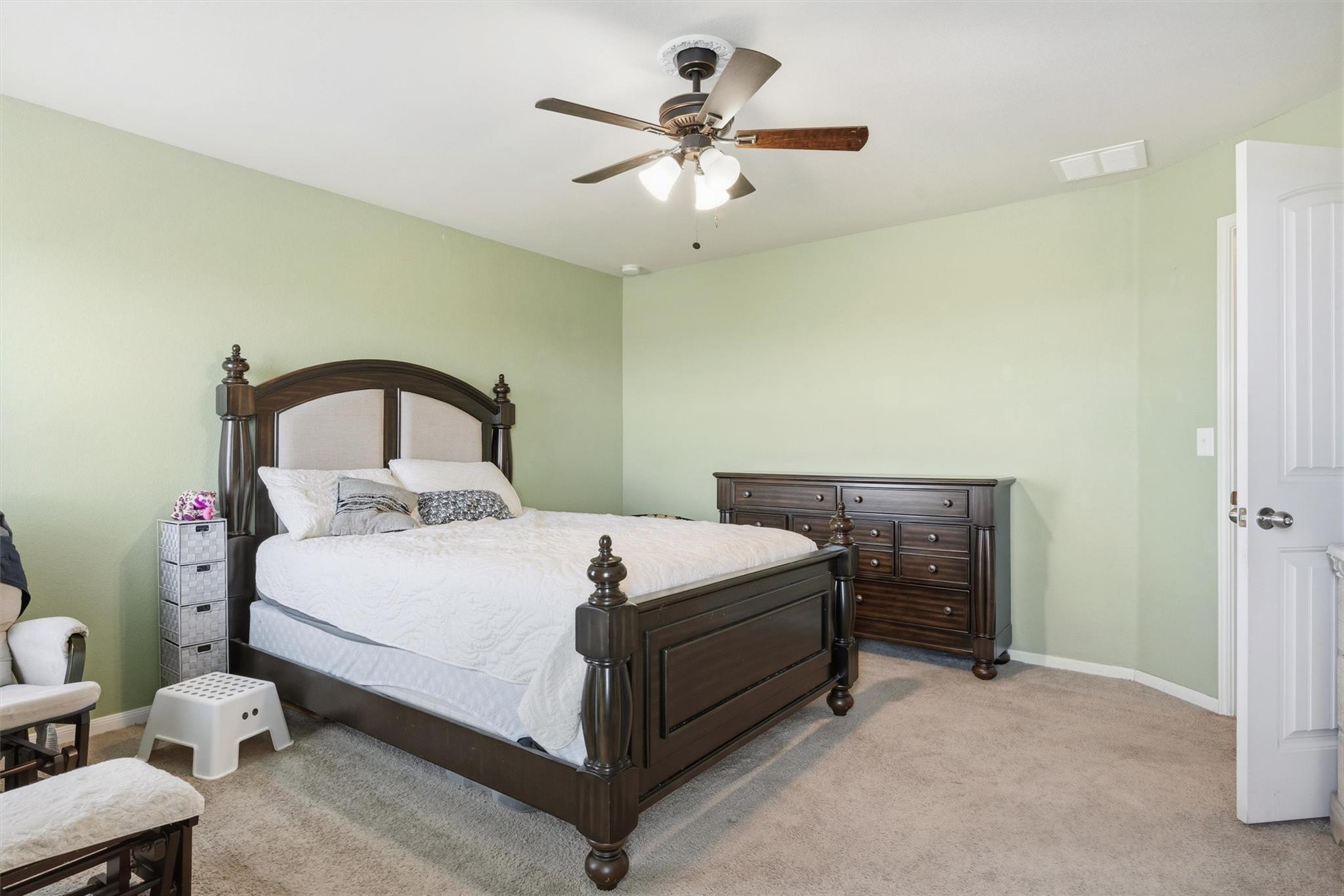 12109 Waterford Run Way Property Photo 12