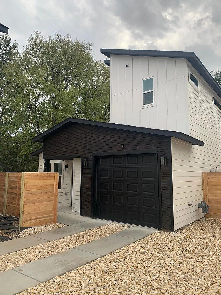 5711 Tura Ln #2 Property Photo 2