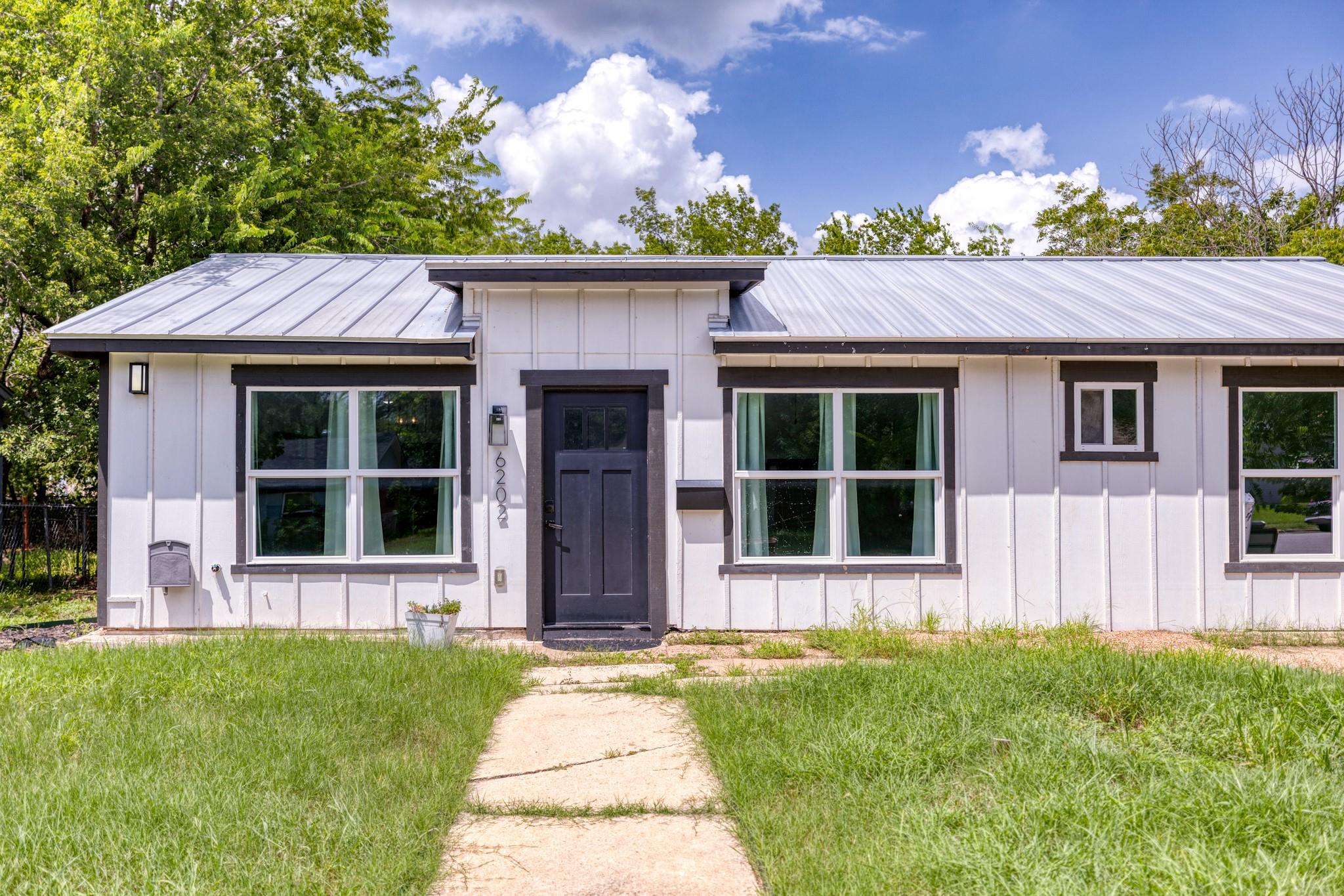 6202 Carnation Ter Property Photo 1