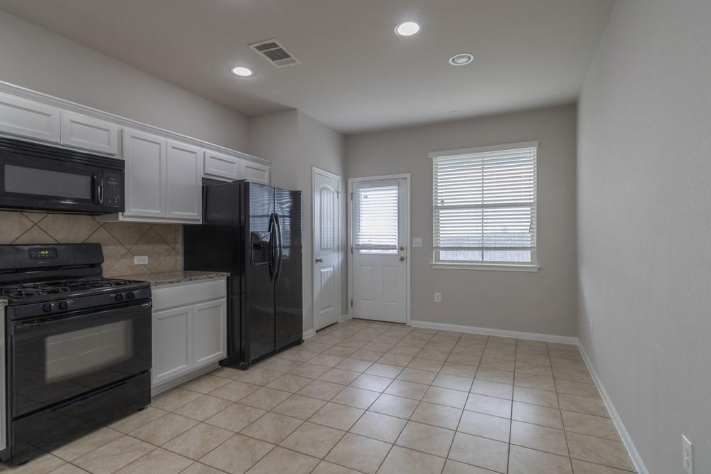 2880 Donnell Dr #4101 Property Photo 7