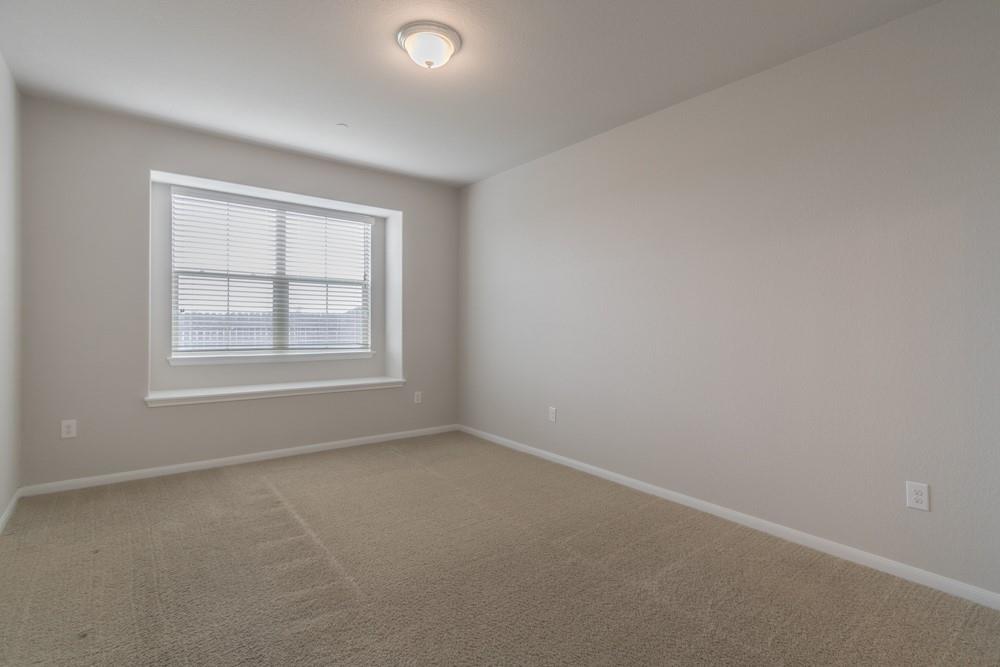 2880 Donnell Dr #4101 Property Photo 11