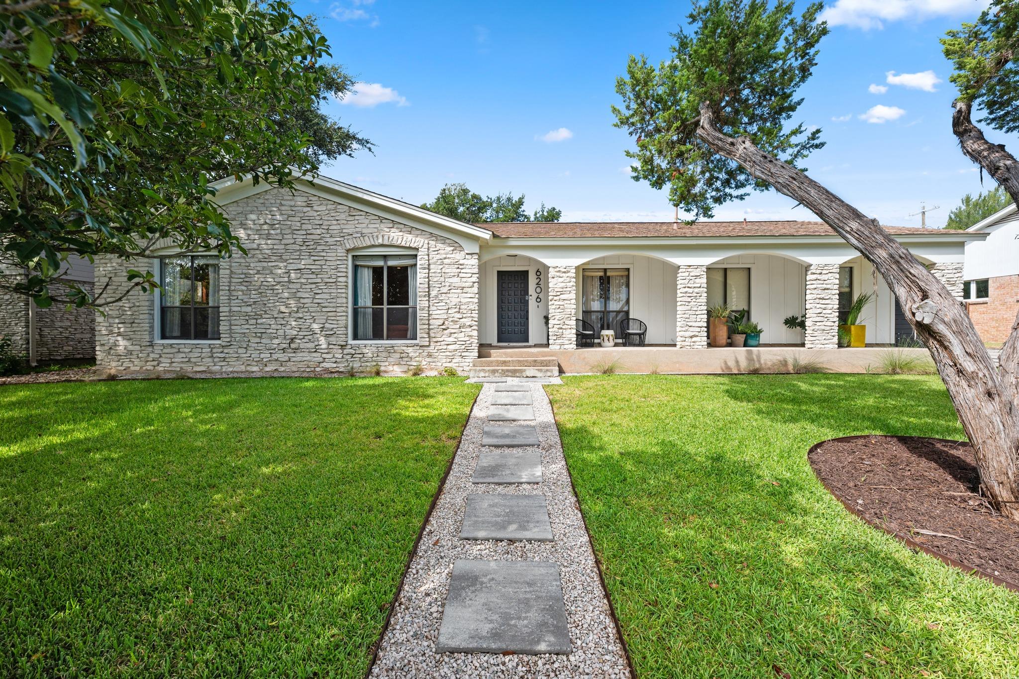 6206 Highland Hills Dr Property Photo 1