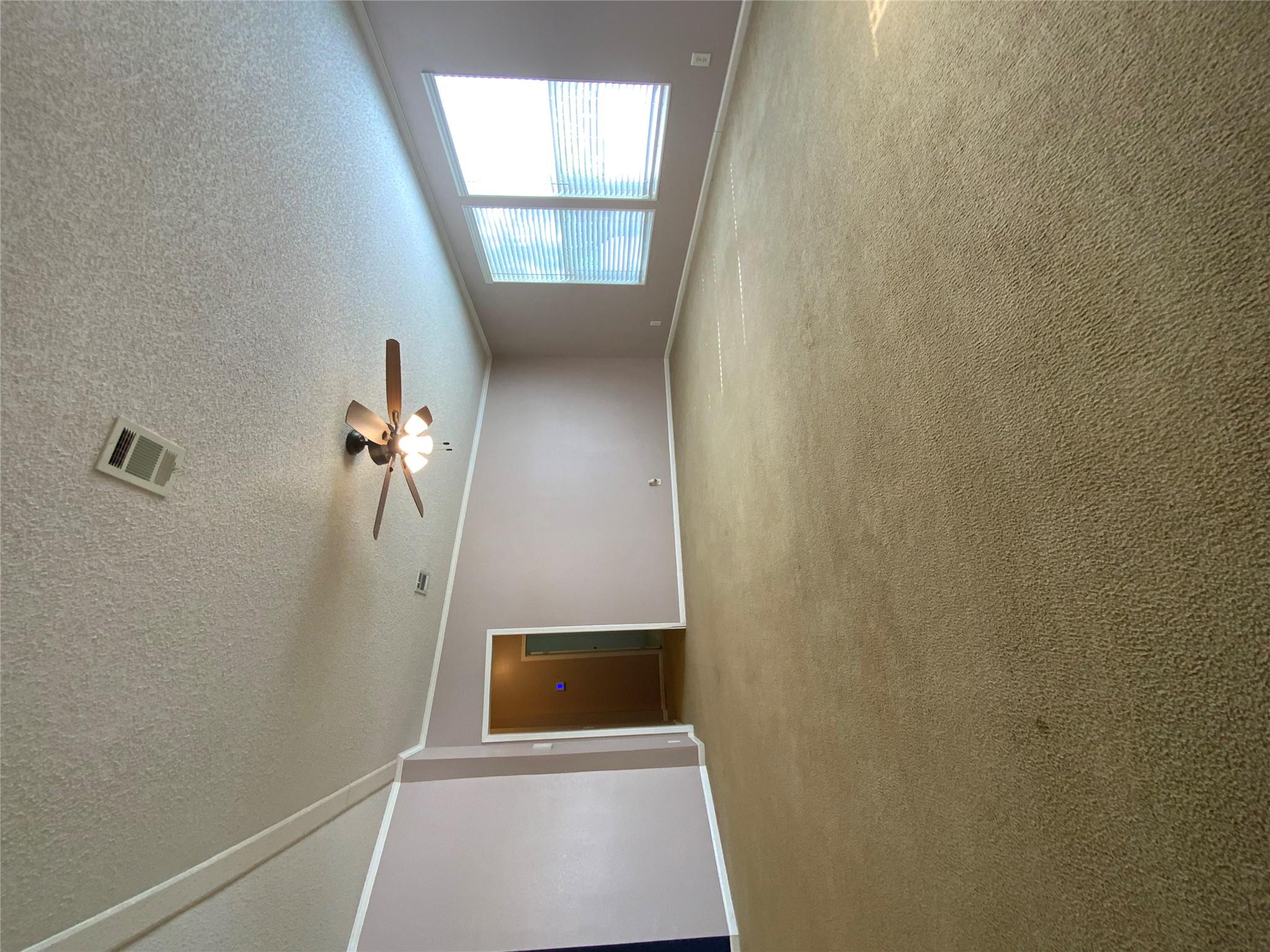 525 South Chambers St Property Photo 10