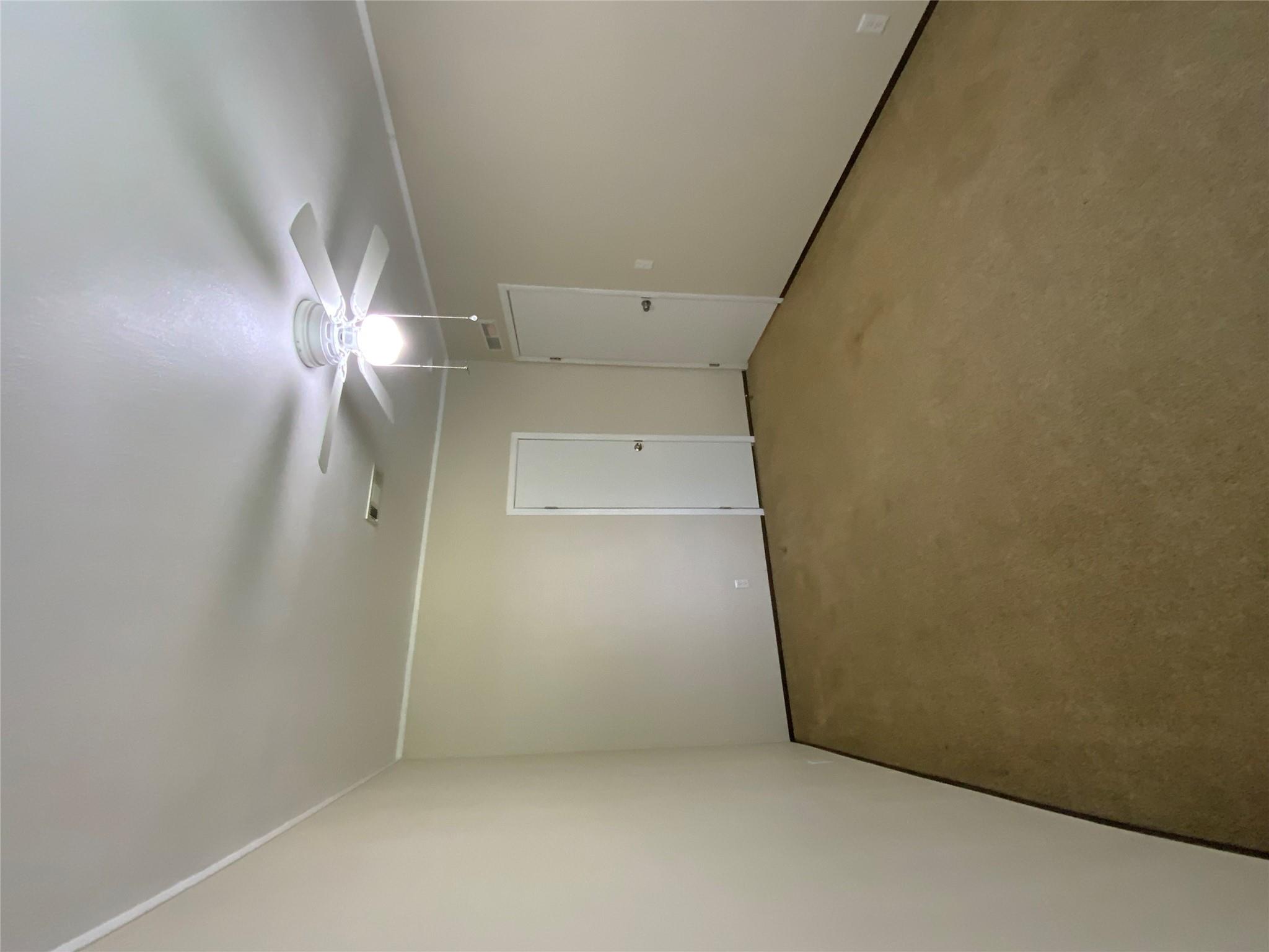 525 South Chambers St Property Photo 28