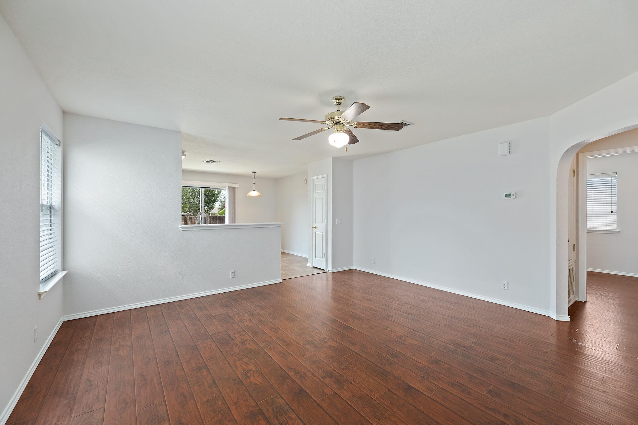14420 Cummins Way Property Photo 3