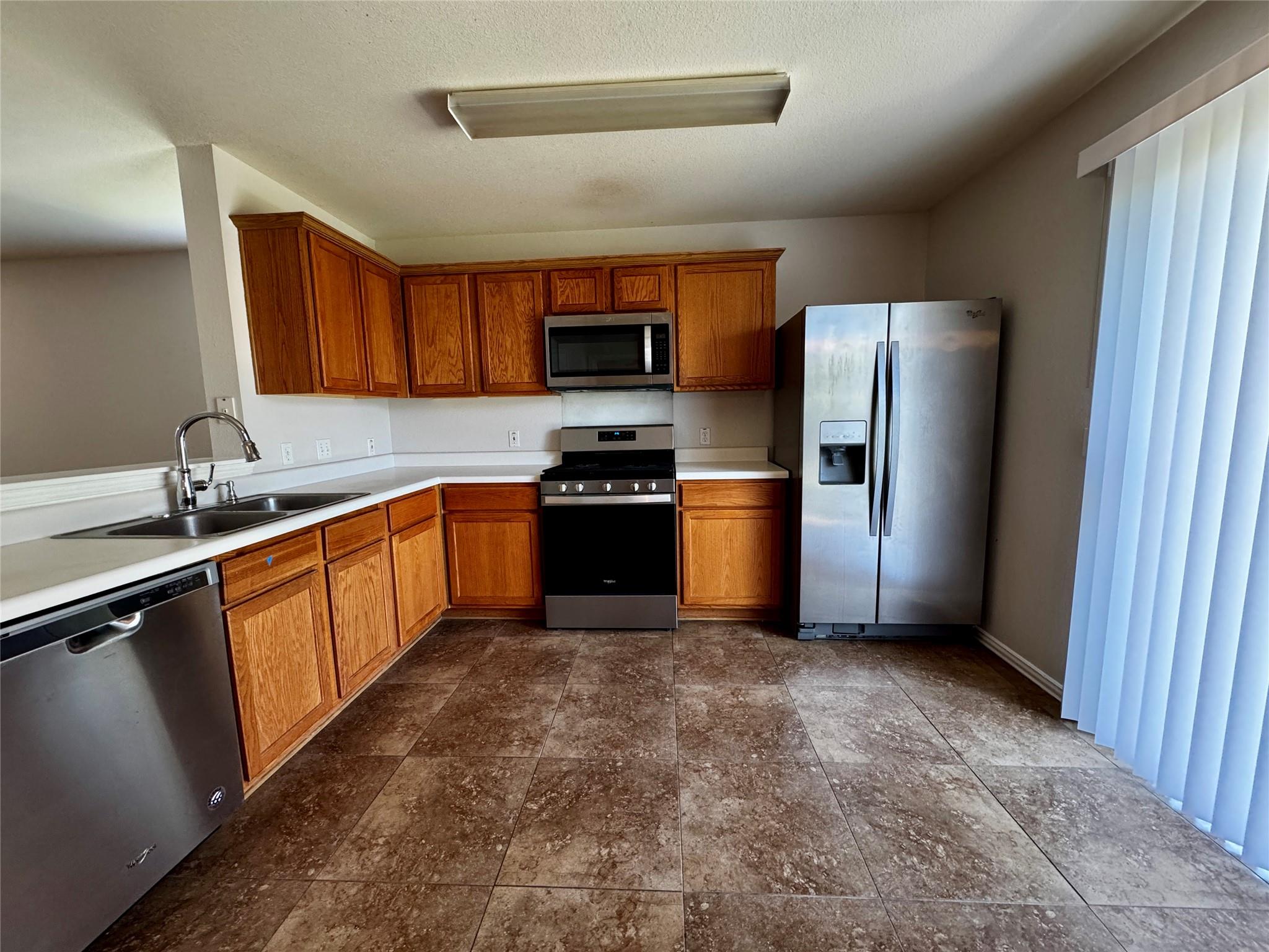14420 Cummins Way Property Photo 5