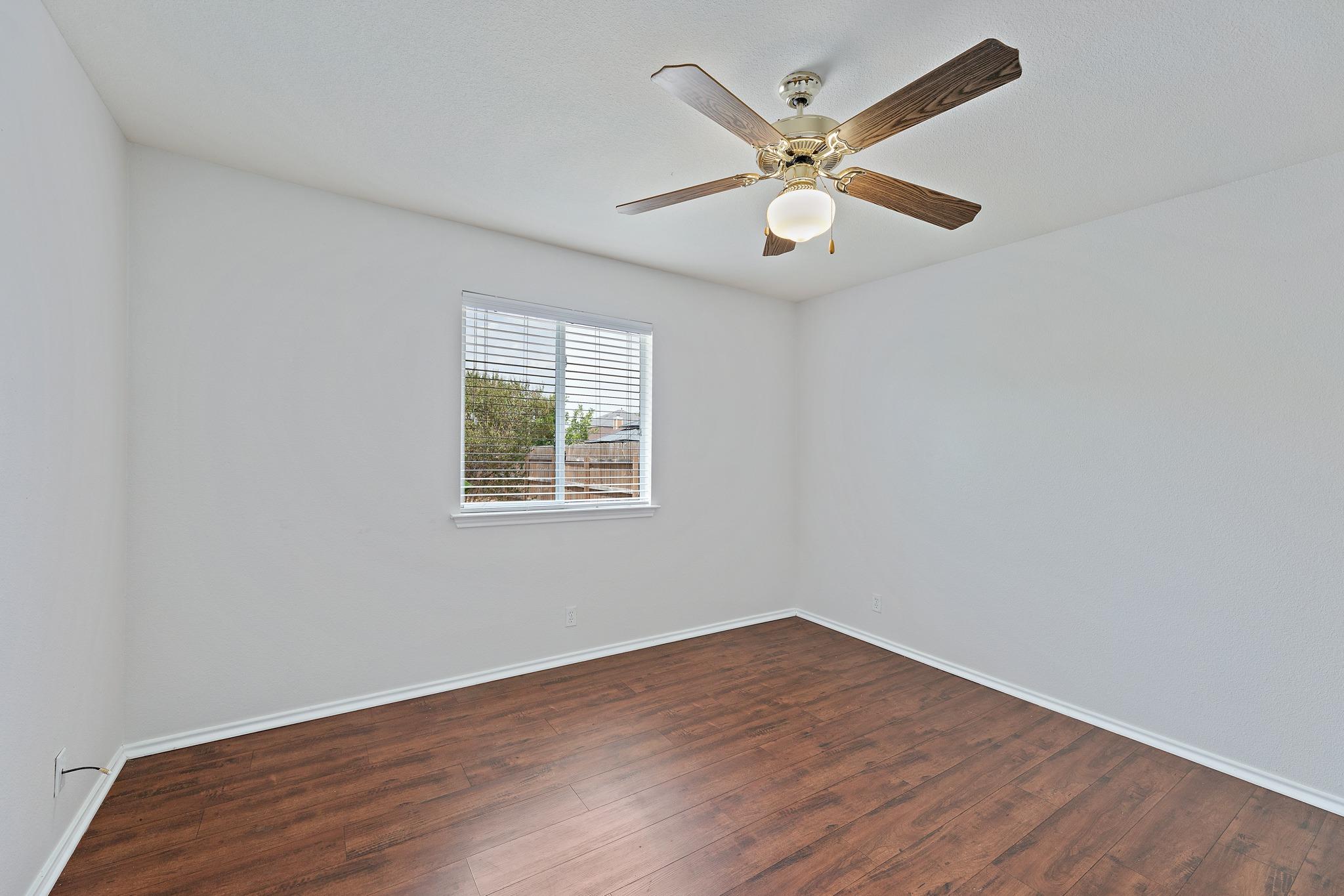 14420 Cummins Way Property Photo 11