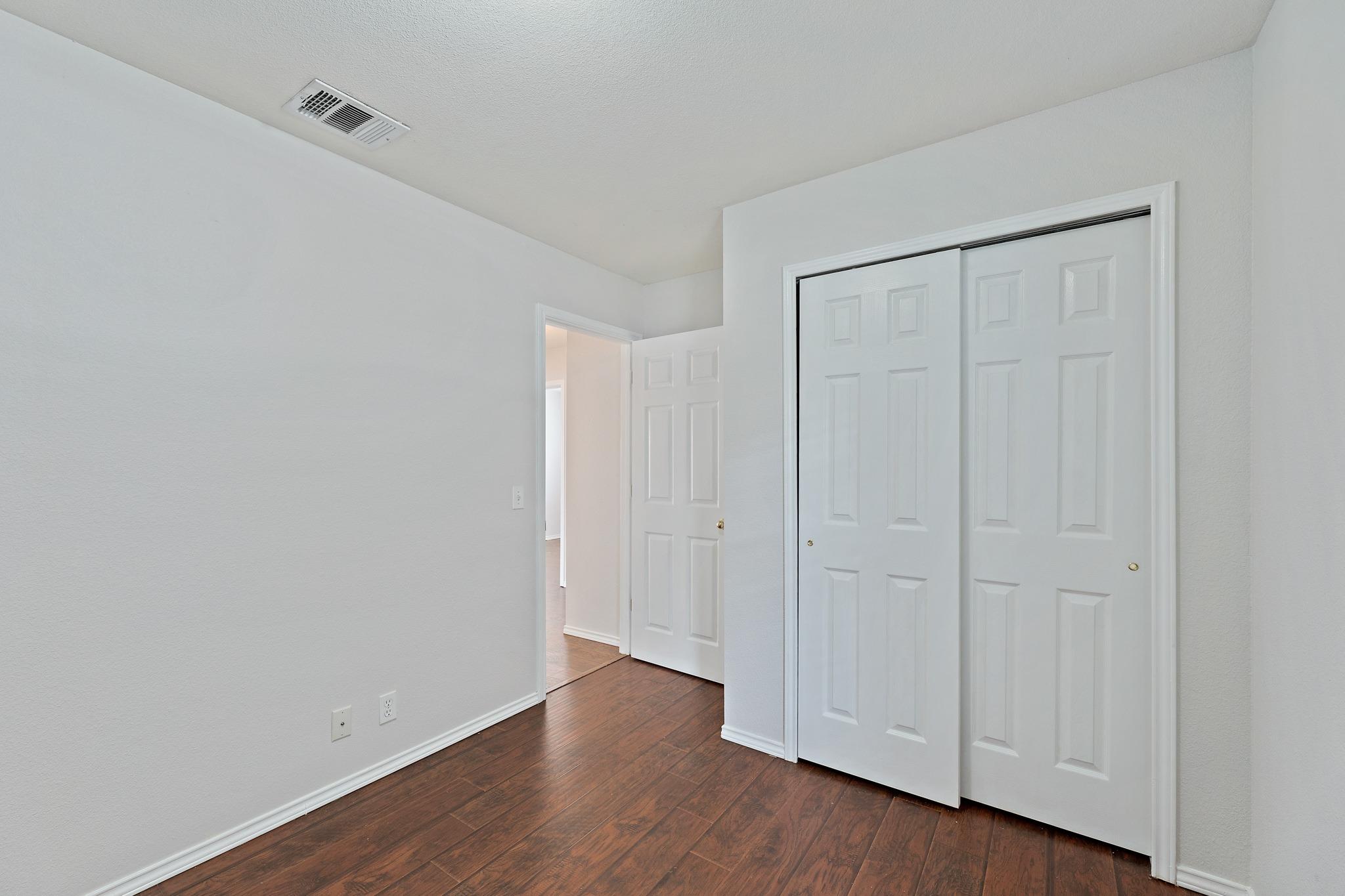 14420 Cummins Way Property Photo 19