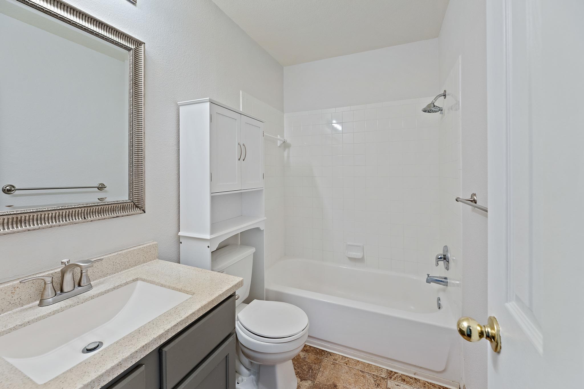 14420 Cummins Way Property Photo 20