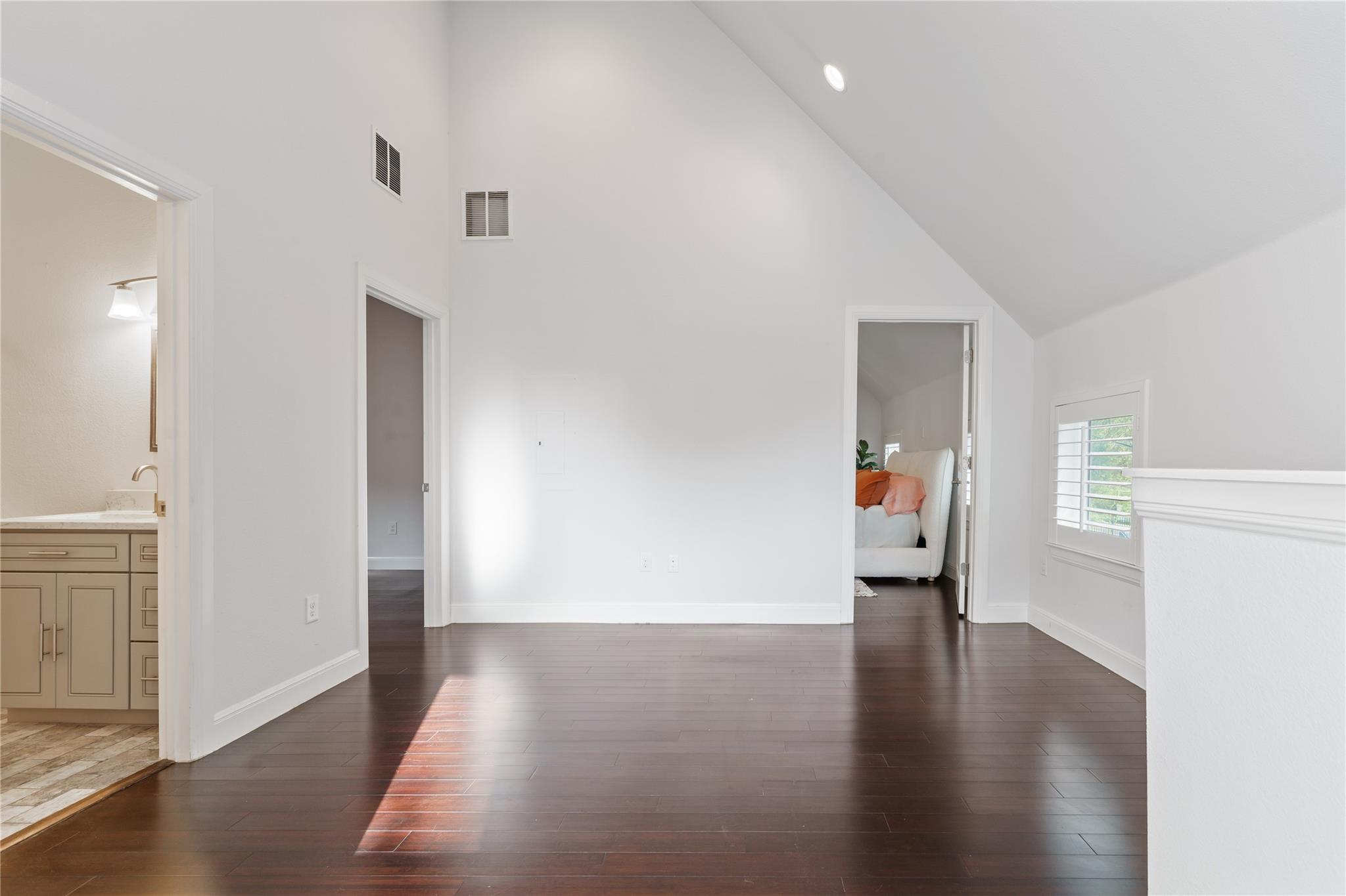 906 Linden St #a Property Photo 15
