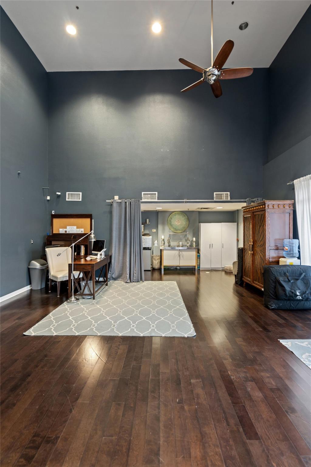 1601 E Cesar Chavez None #107 Property Photo 8