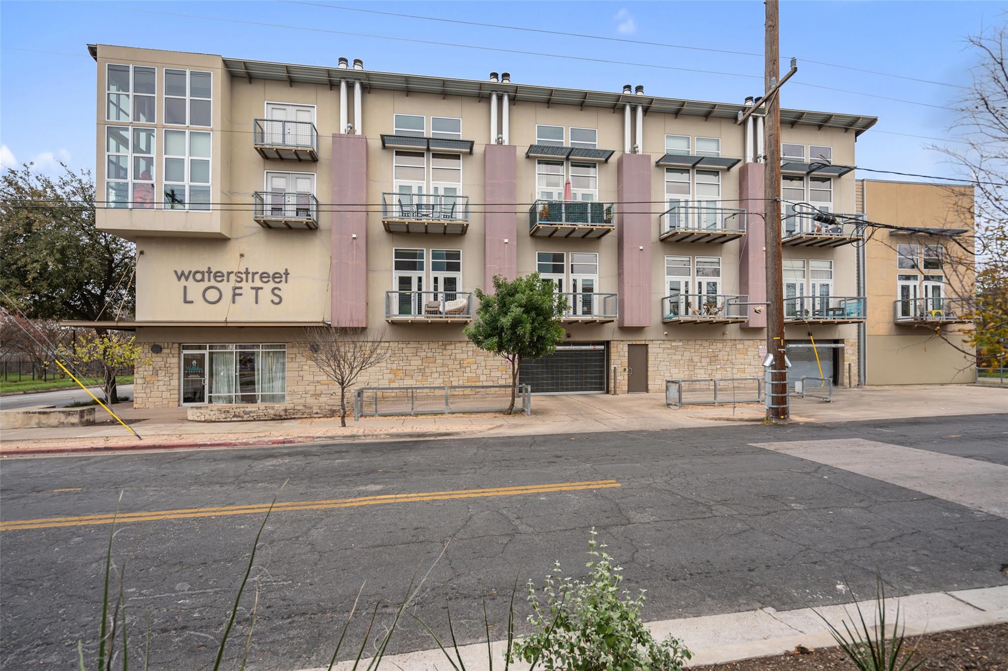 1601 E Cesar Chavez None #107 Property Photo 21