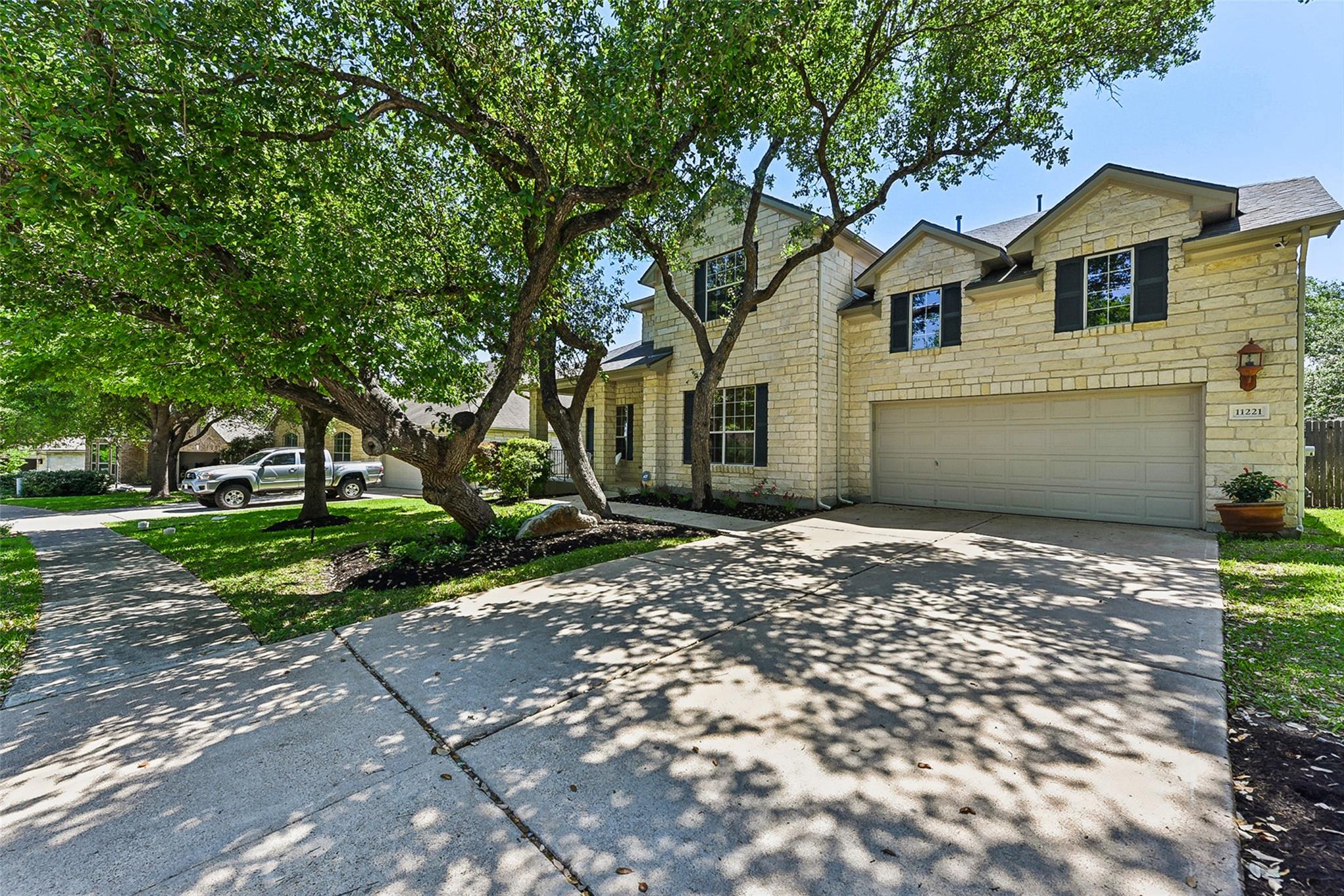 11221 Maelin Dr Property Photo 3
