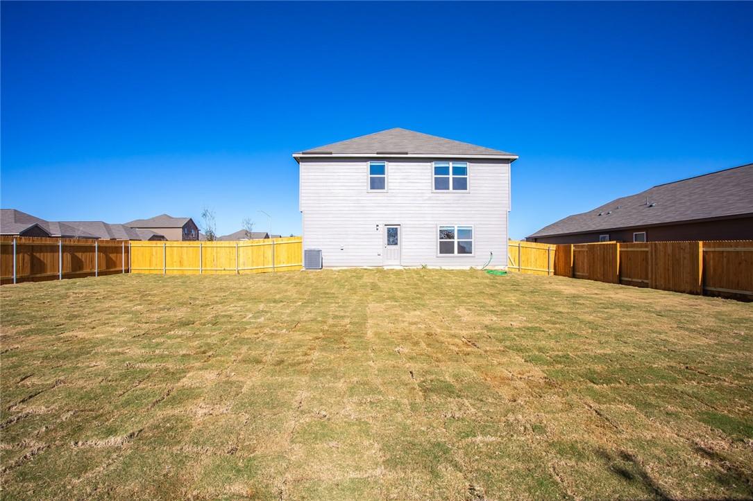 14201 Prairie Sod Ln Property Photo 27
