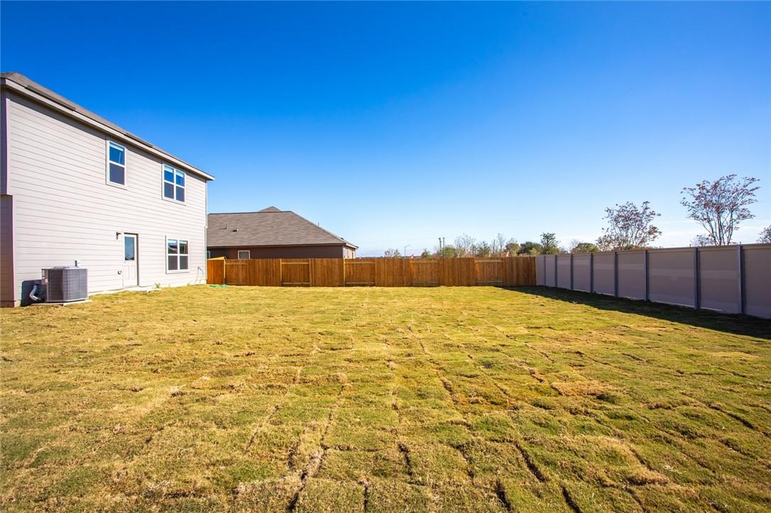 14201 Prairie Sod Ln Property Photo 30