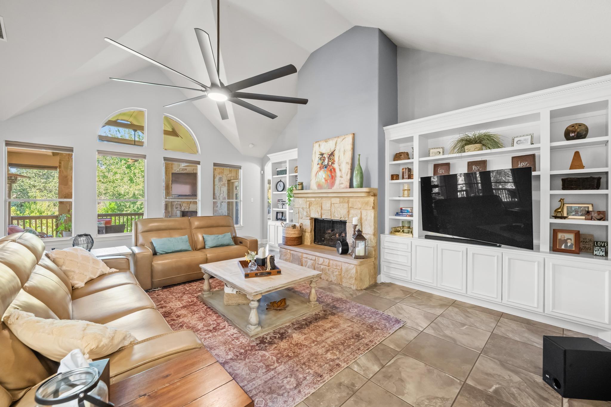 12521 Calistoga Way Property Photo 10