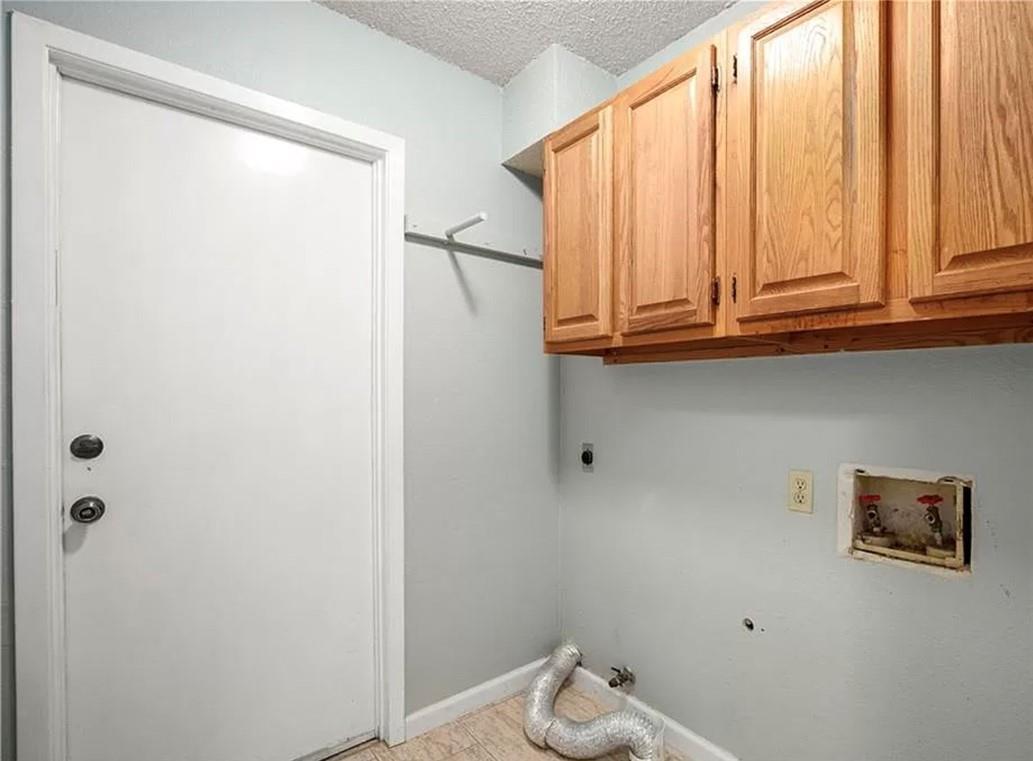 2704 Crownspoint Dr Property Photo 11