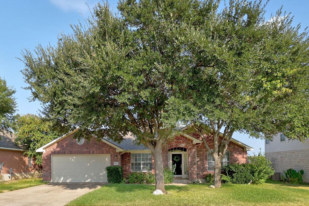400 Ranier Ln Property Photo 1