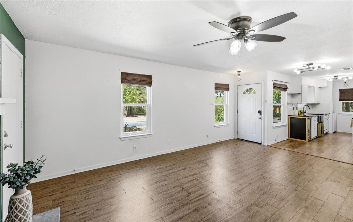 4902 Duval Rd #r2 Property Photo 5