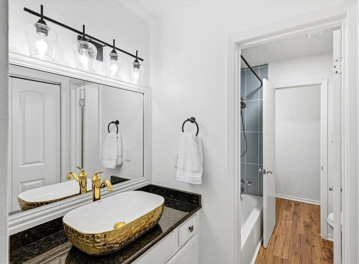 4902 Duval Rd #r2 Property Photo 18