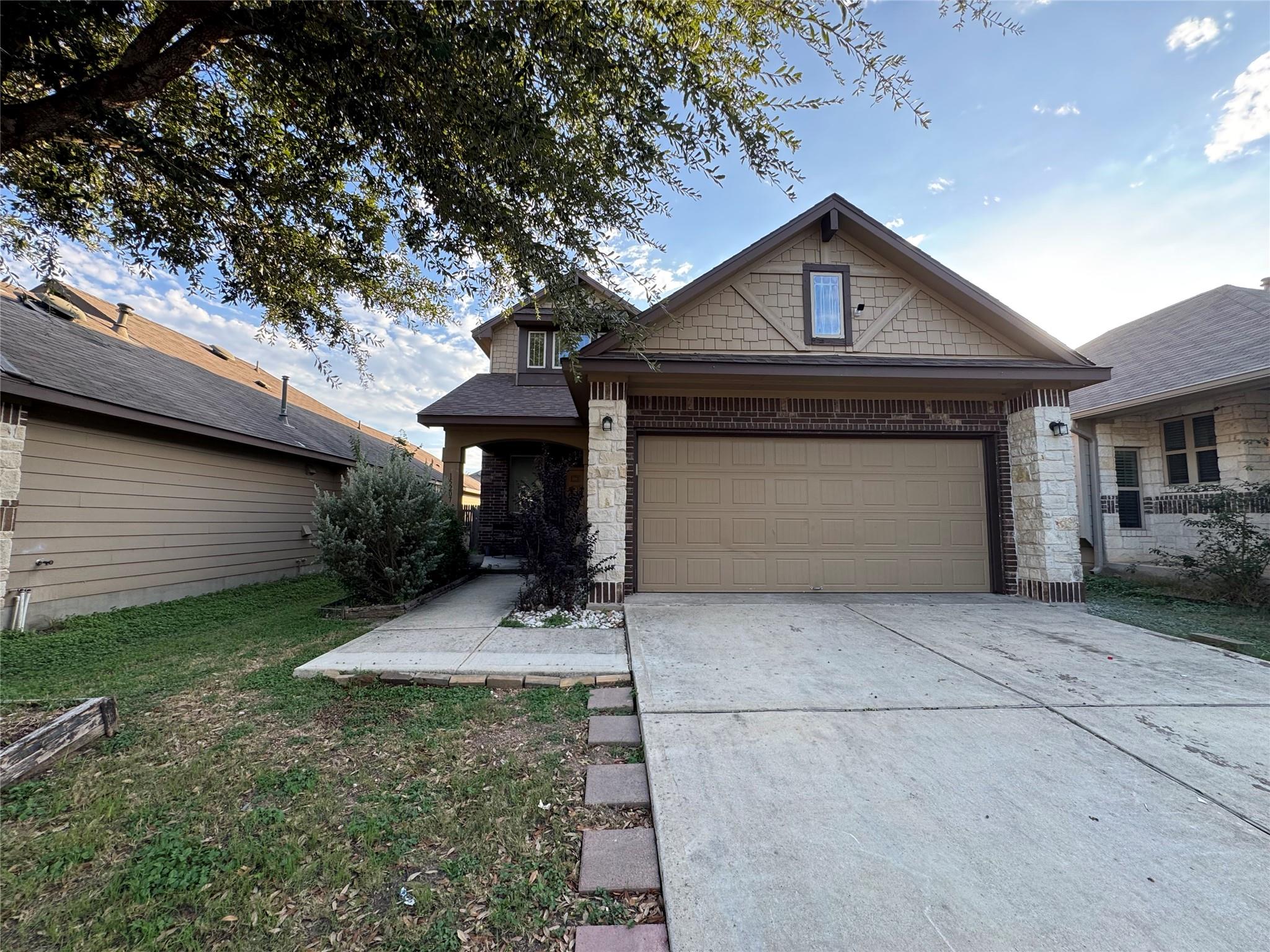 15207 Verela Dr Property Photo 1