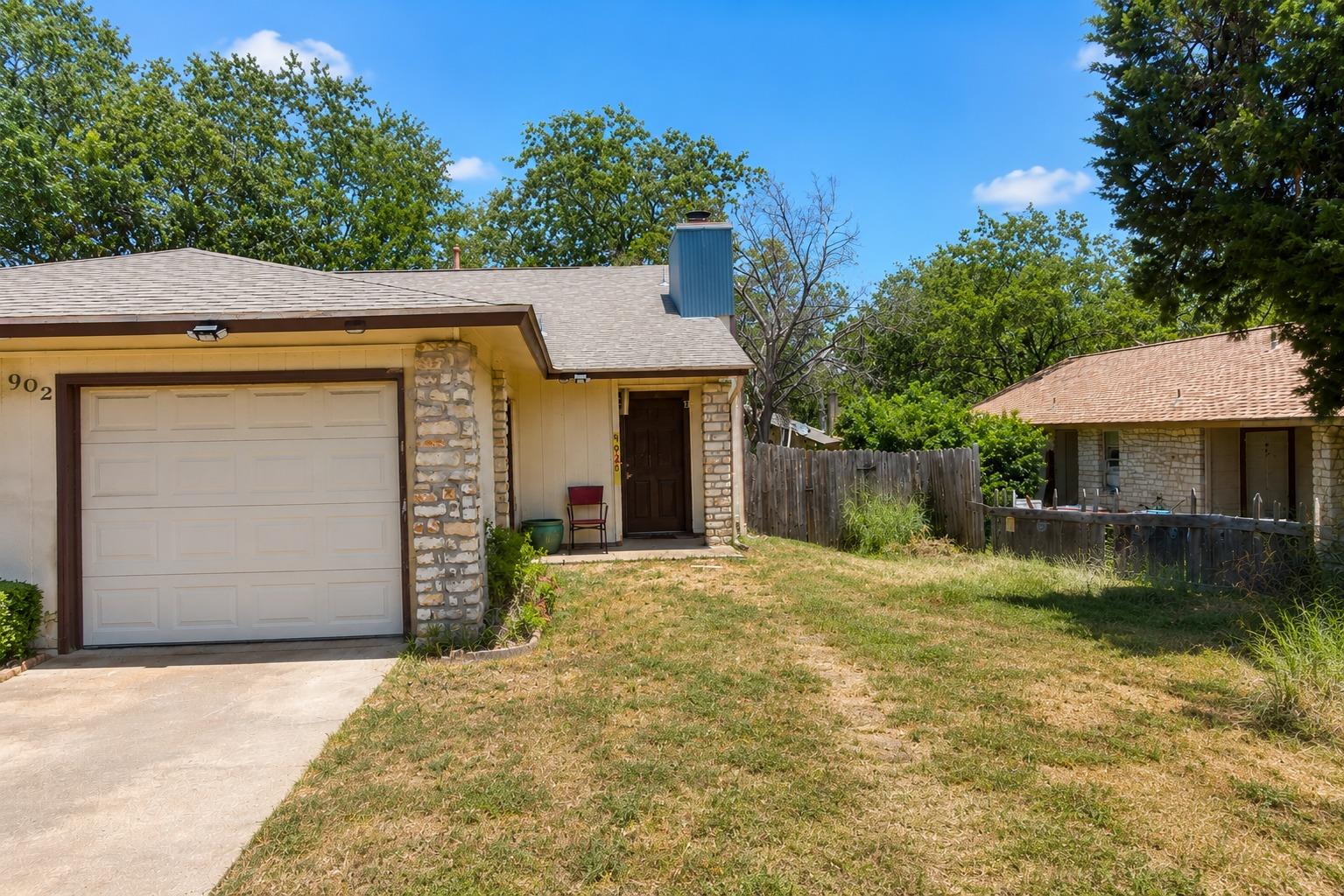 902 Sirocco Dr #b Property Photo 1