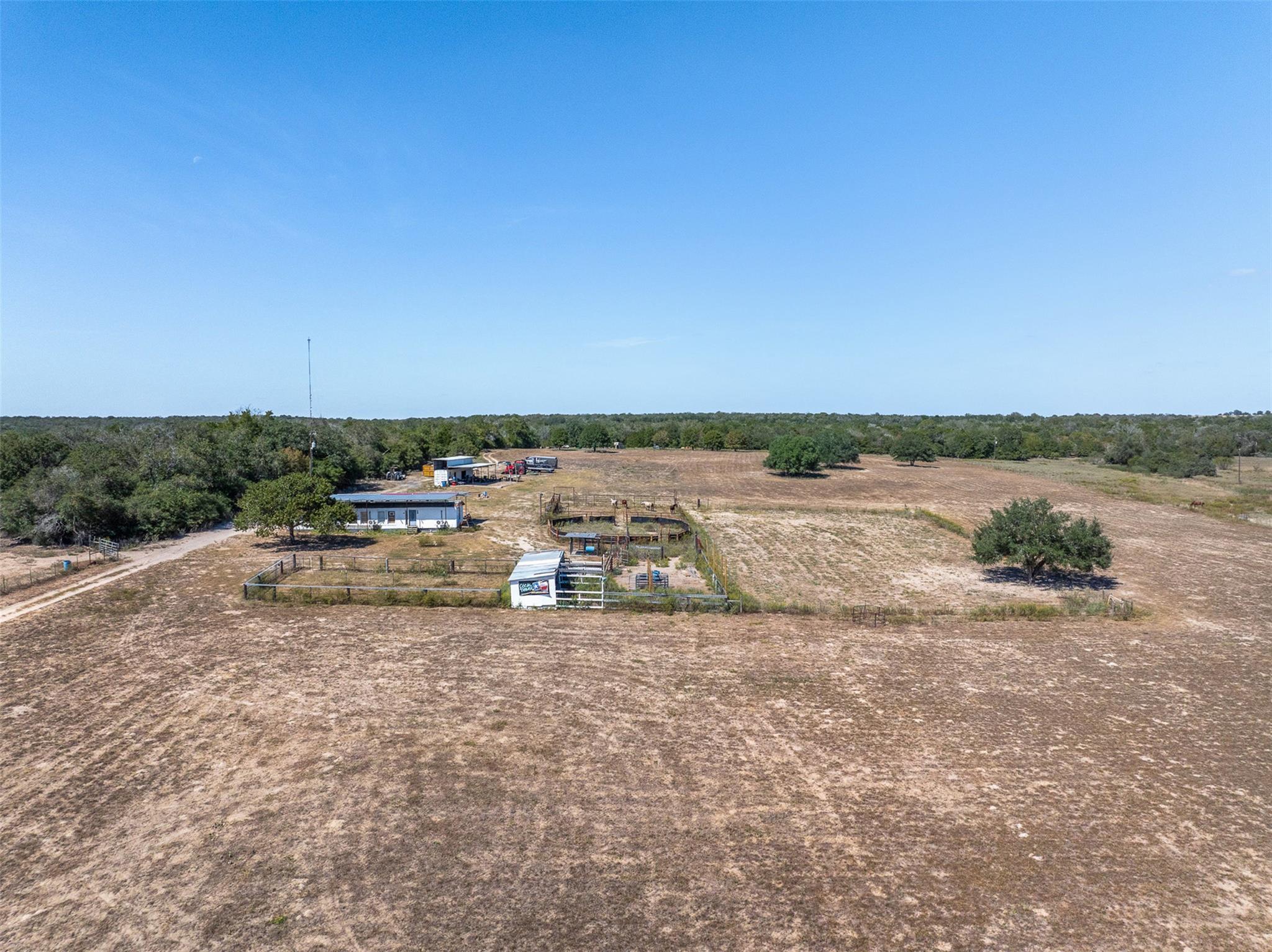2135 Mule Creek Rd Property Photo 1