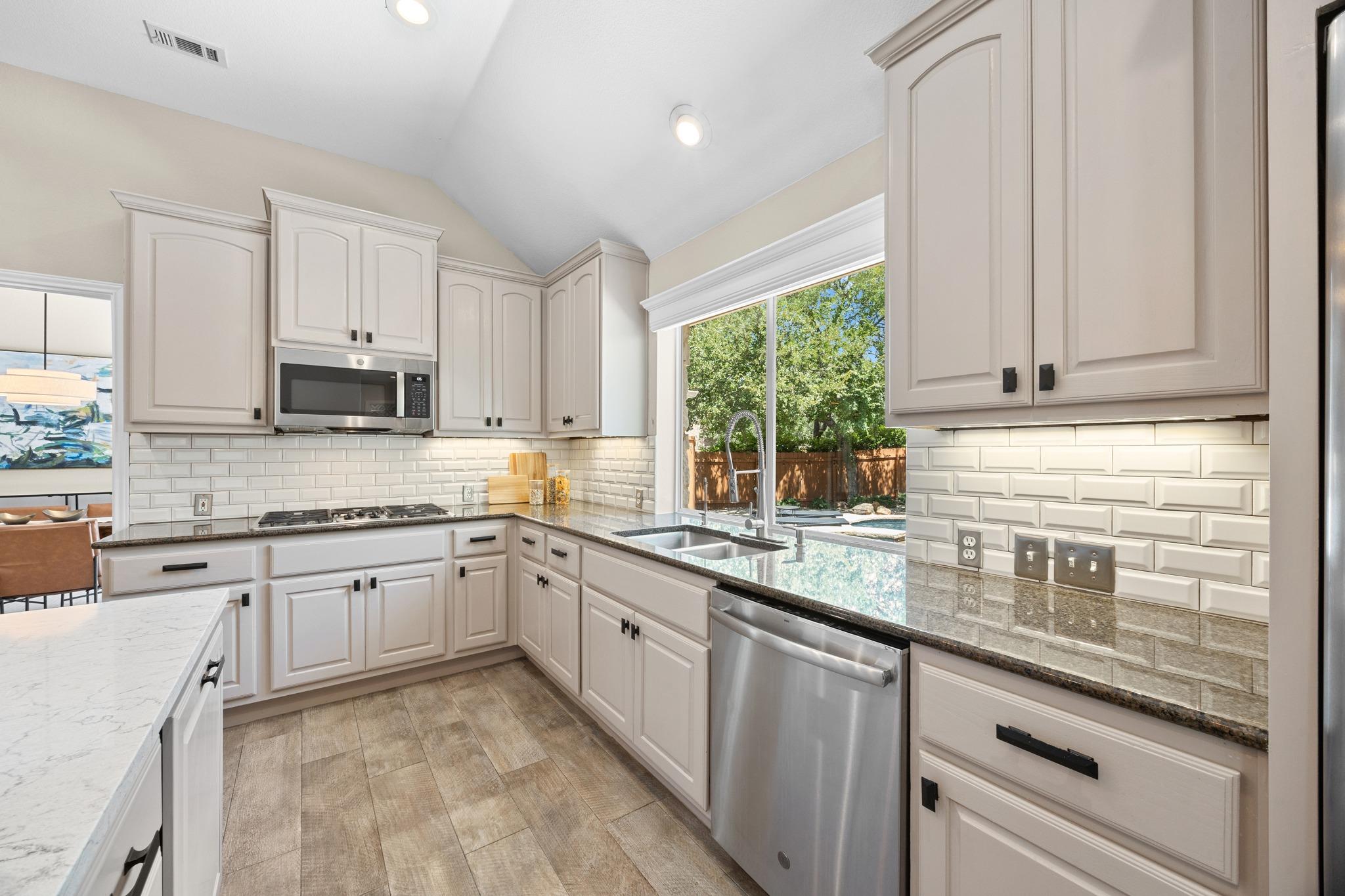 6405 Nusser Ln Property Photo 14