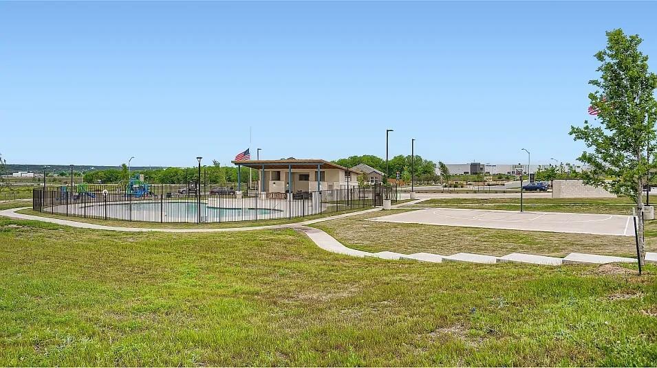156 Docile Loop Property Photo 36