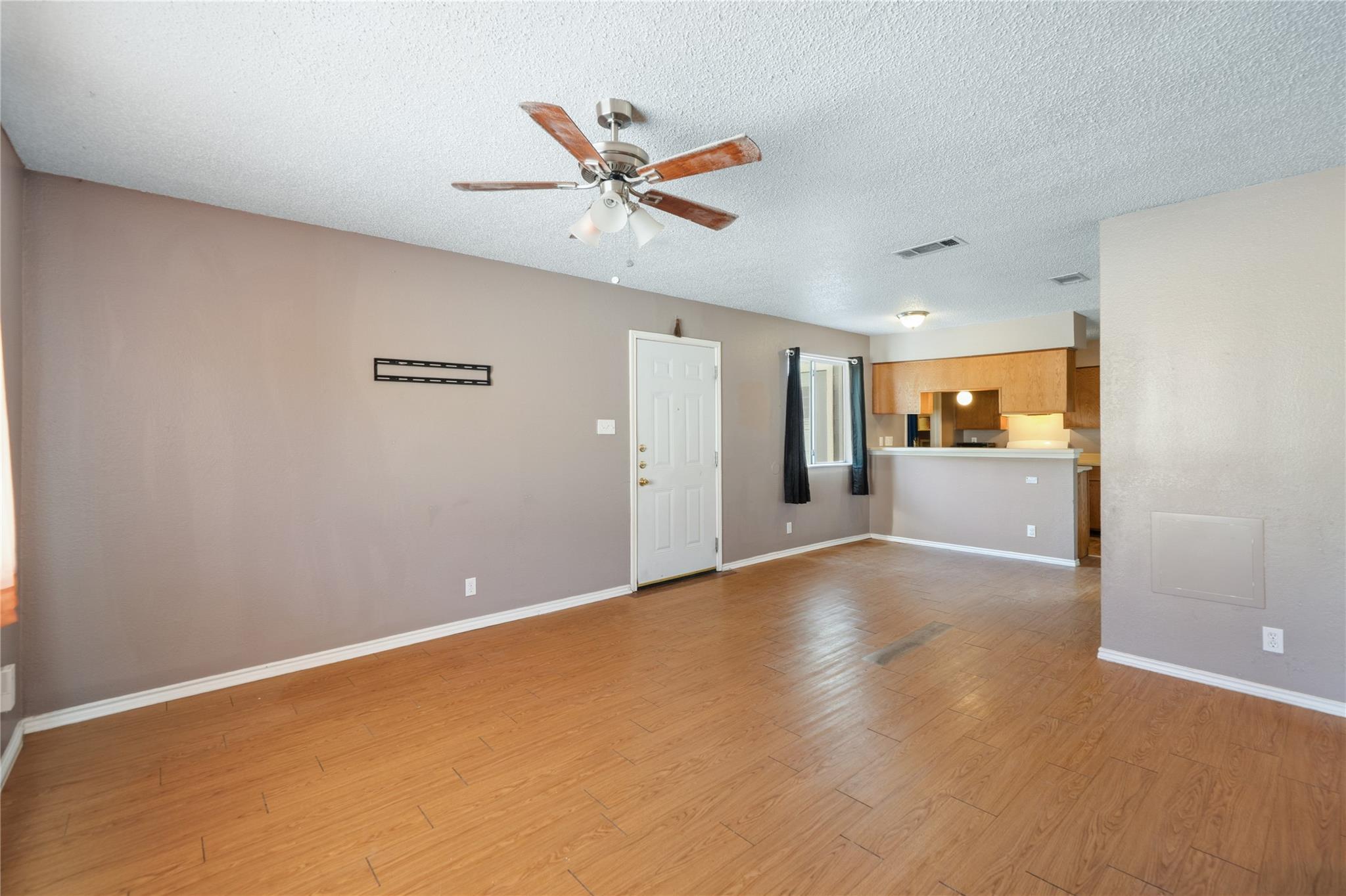 5807 Spring Meadow Rd #b Property Photo 7