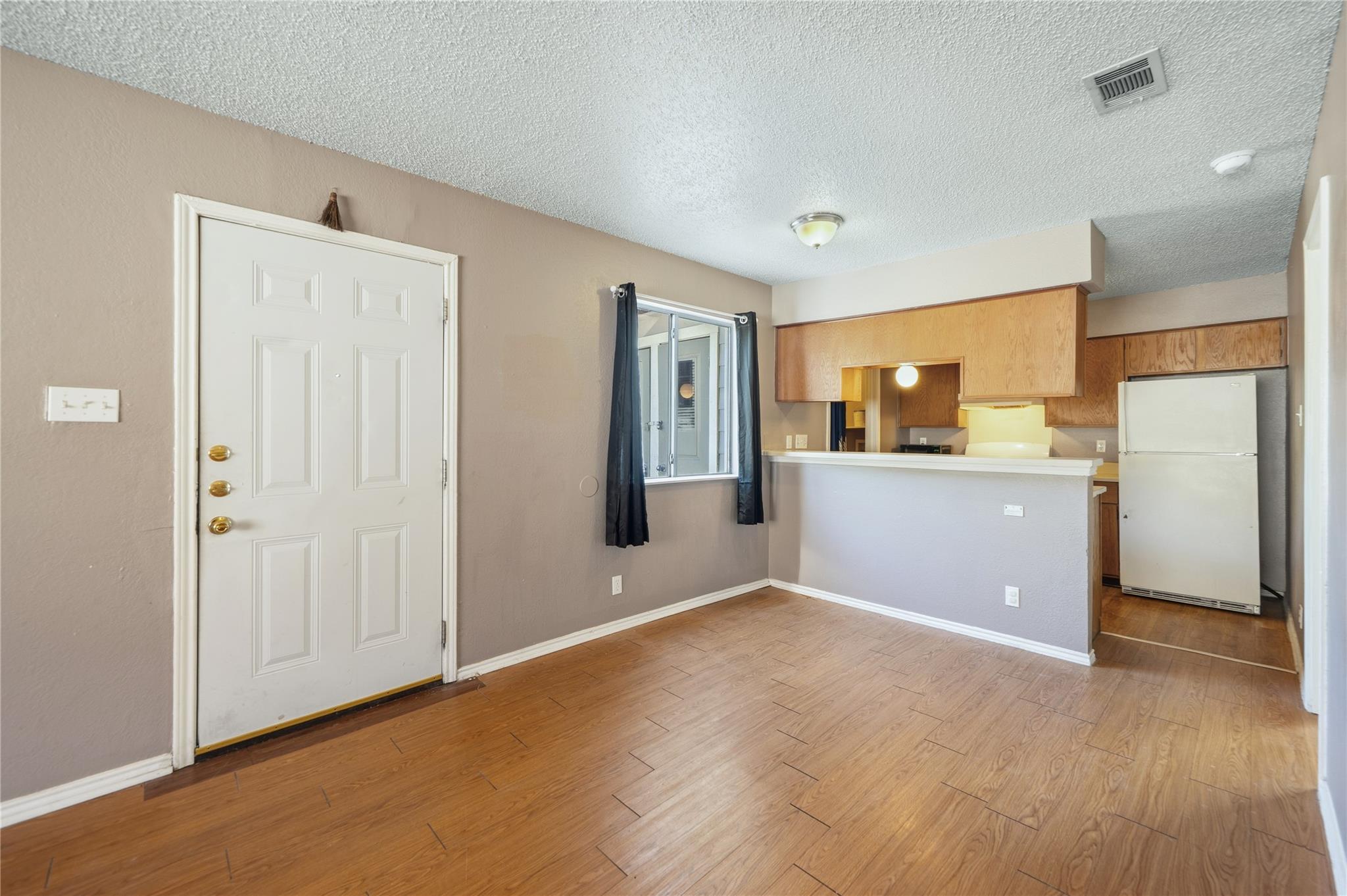 5807 Spring Meadow Rd #b Property Photo 11