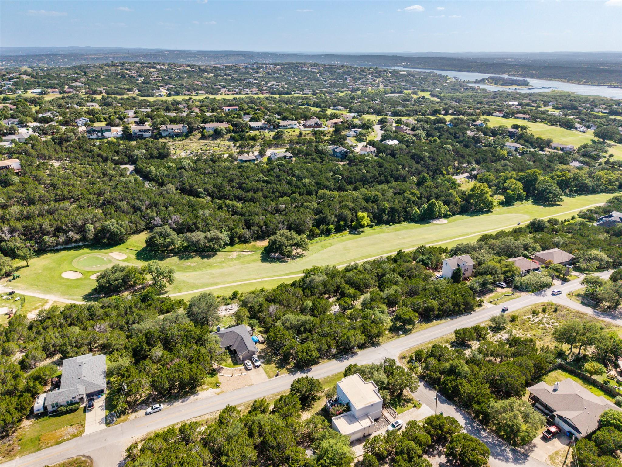 4712 Country Club Dr Property Photo 10