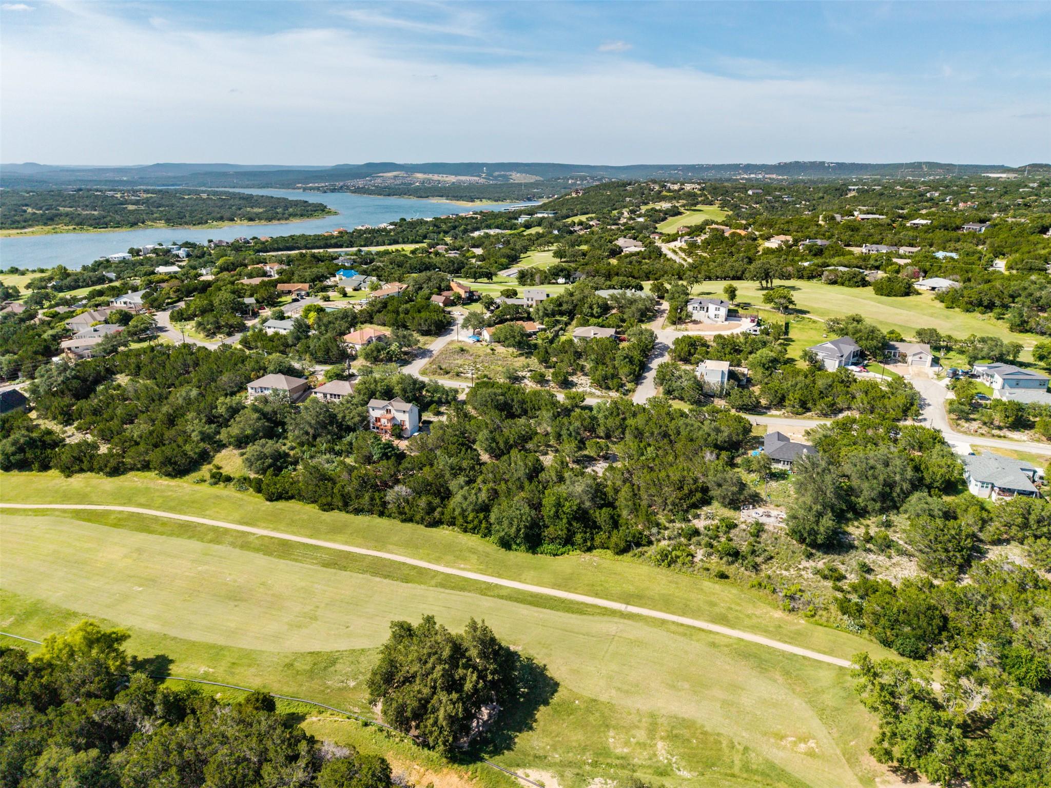 4712 Country Club Dr Property Photo 14